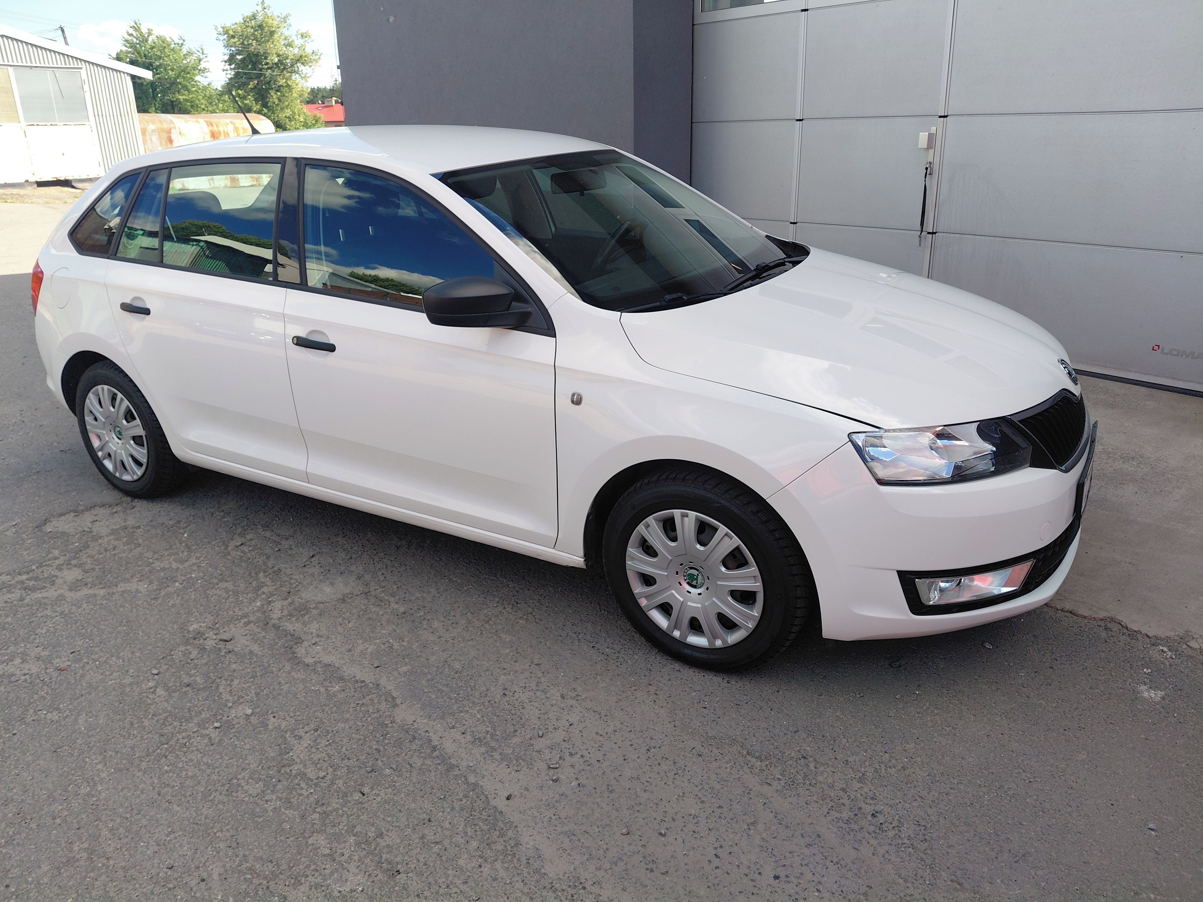 Škoda Rapid, 1.2TSI SPACEBACK 123000km!!!!! - fotka 6