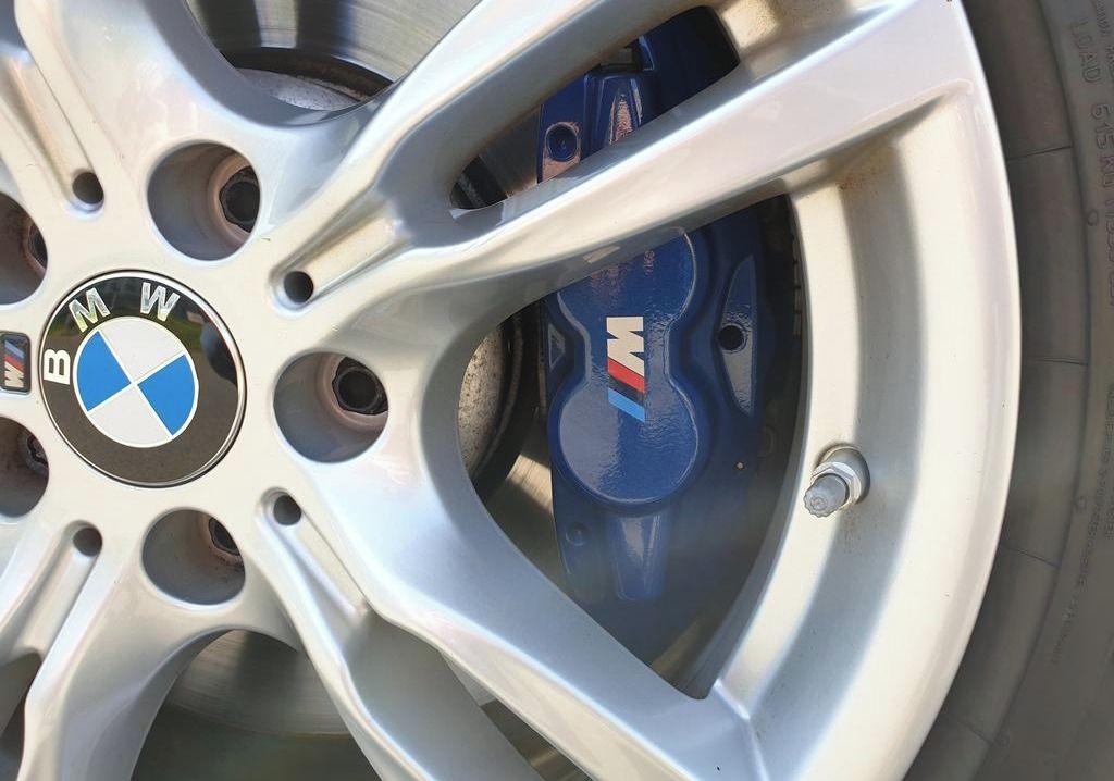 BMW Řada 3, 330d M Sport - fotka 6