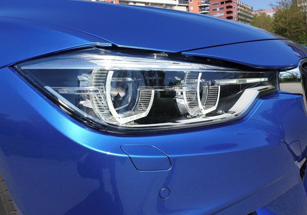 BMW Řada 3, 330d M Sport - fotka 4