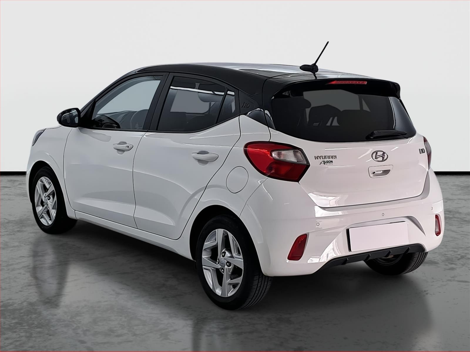 Hyundai i10, 1.2, Serv.kniha, Klima - fotka 4