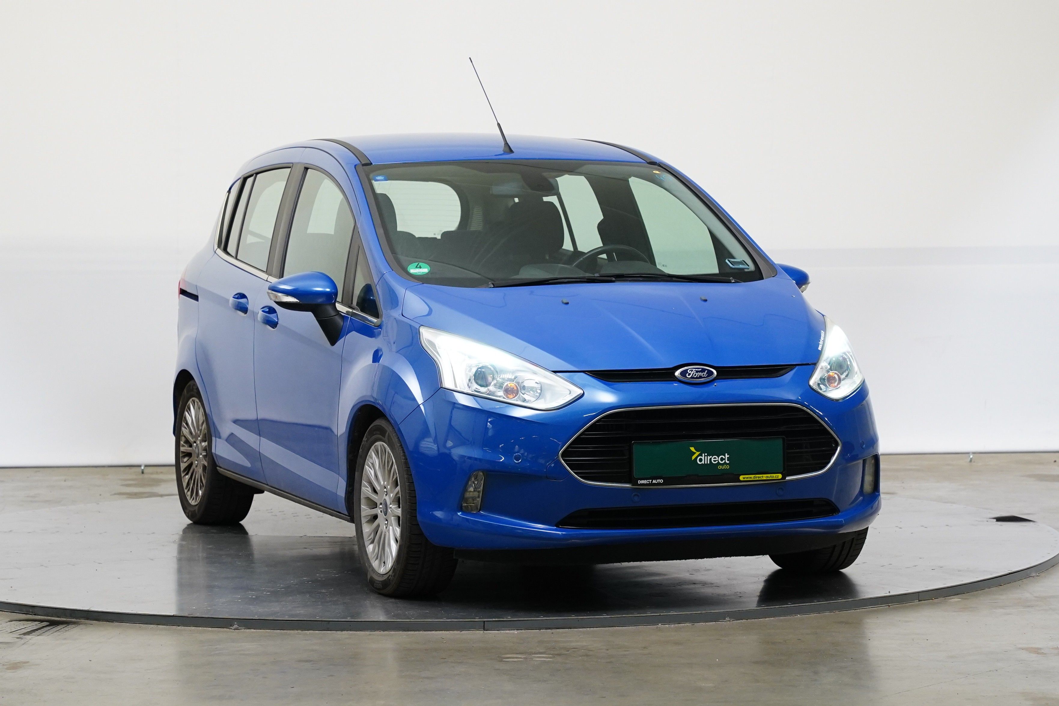 Ford B-MAX, 1.0 EcoBoost 92 kW Titanium - fotka 3