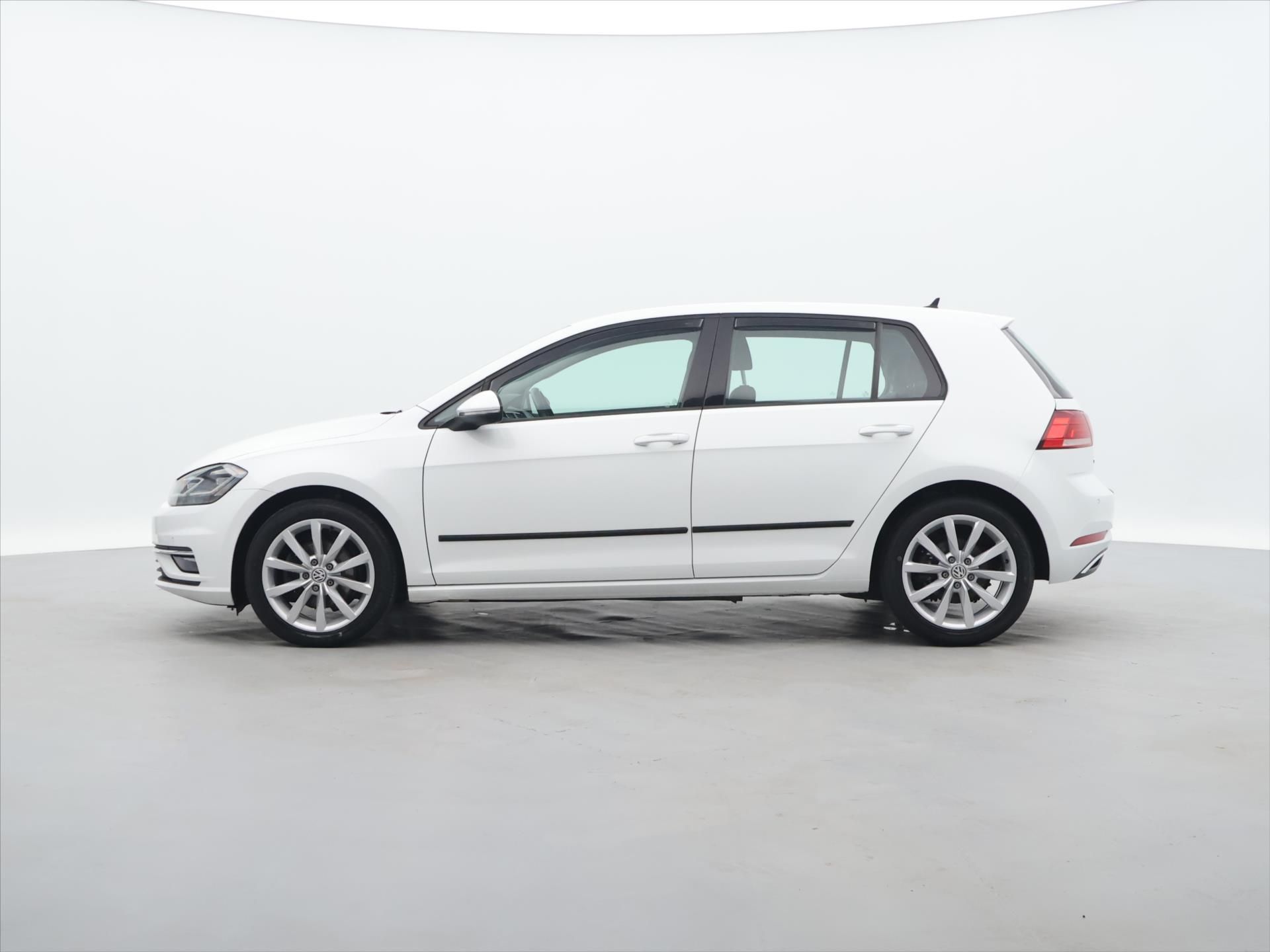 Volkswagen Golf, 1,4 TSI 92kW CZ LED - fotka 4