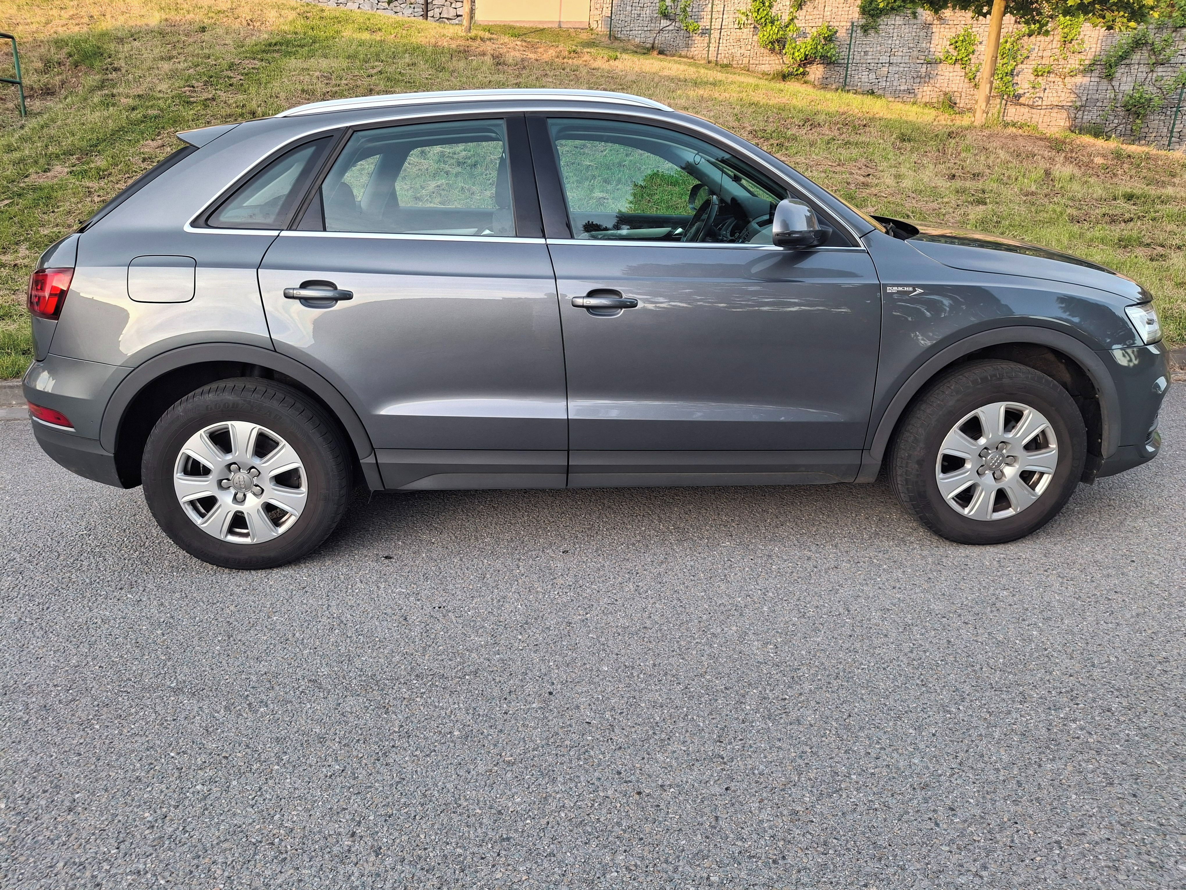 Audi Q3, Audi Q3, 2,0TDi - fotka 3