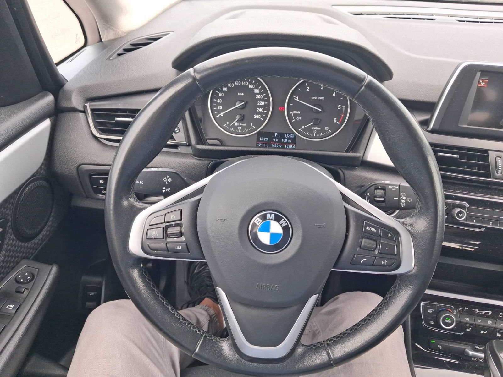 BMW Řada 2, 218d Active Tourer, Automat - fotka 3