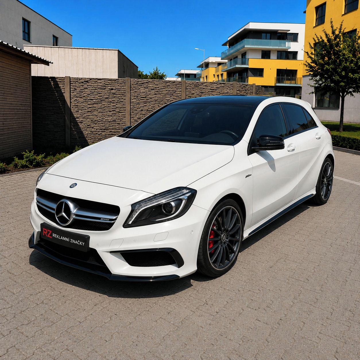 Mercedes-Benz Třídy A, A45 AMG,280KW,4 MATIC,DPH,PANO