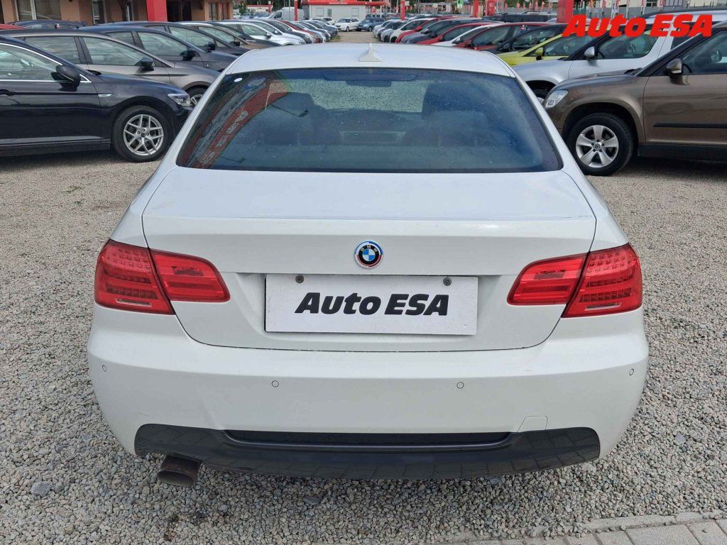 BMW Řada 3, 2.0 i - fotka 5