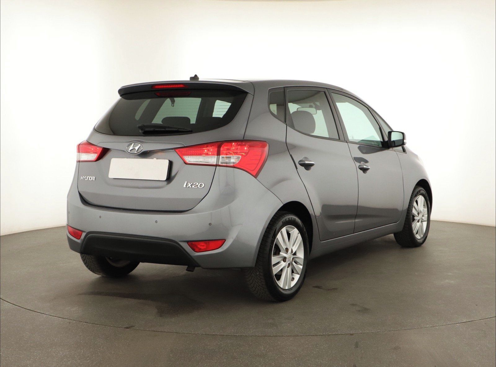 Hyundai ix20, 1.6 CVVT, Automat, Serv.kniha - fotka 4