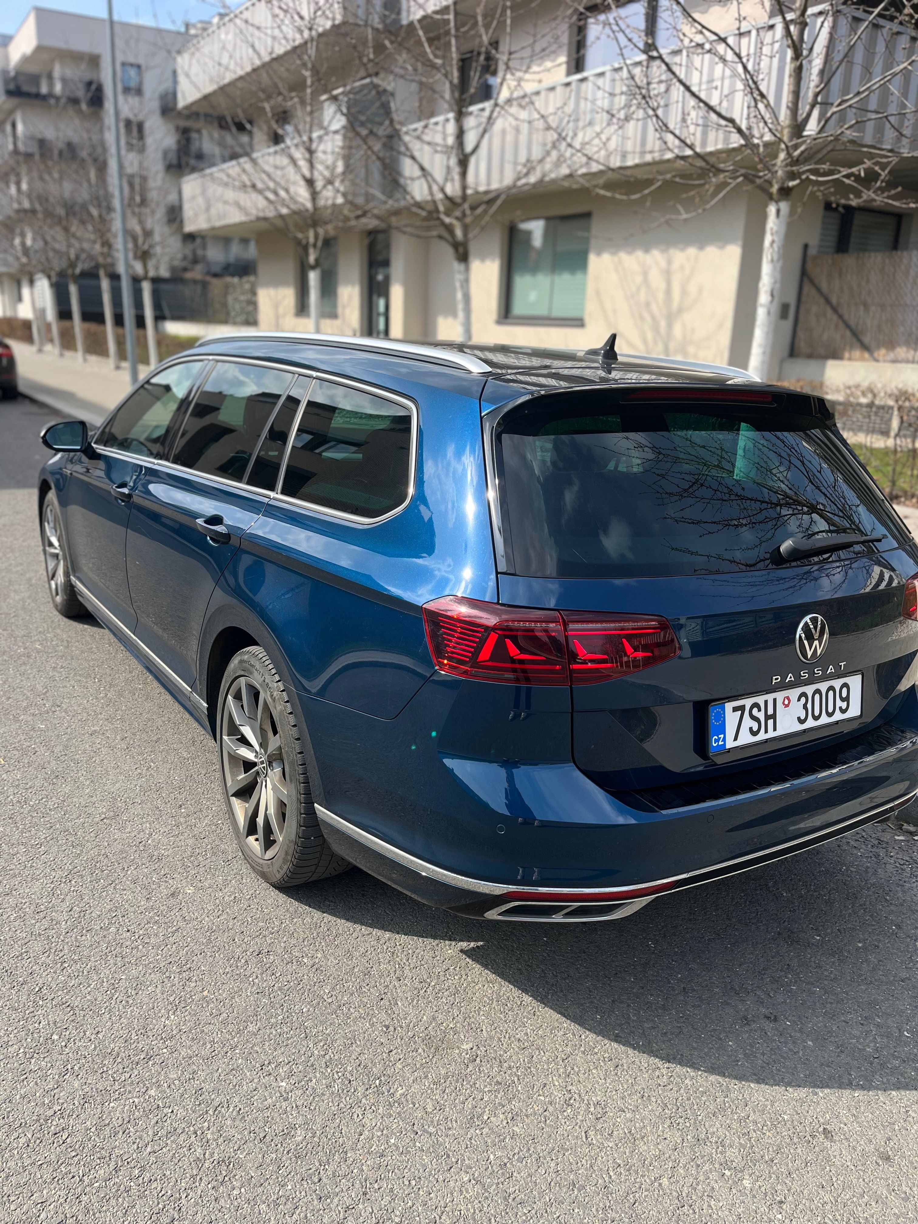 Volkswagen Passat, VW passat b8 r lane - fotka 4