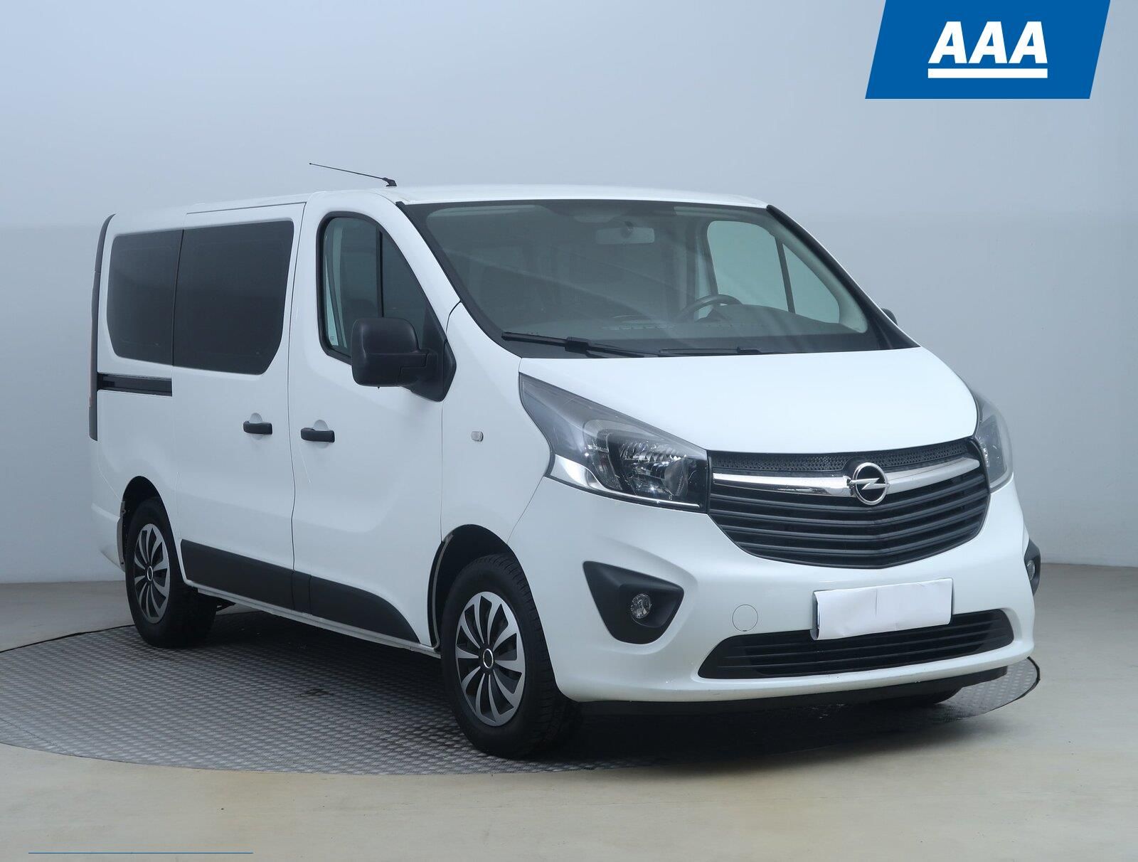 Opel Vivaro, 1.6 BiCDTI, Bus, 8Míst, Klima