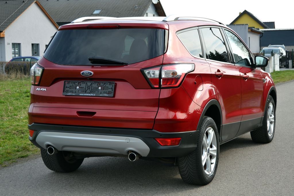 Ford Kuga, 2.0 TDCI 110kW Titanium - fotka 4