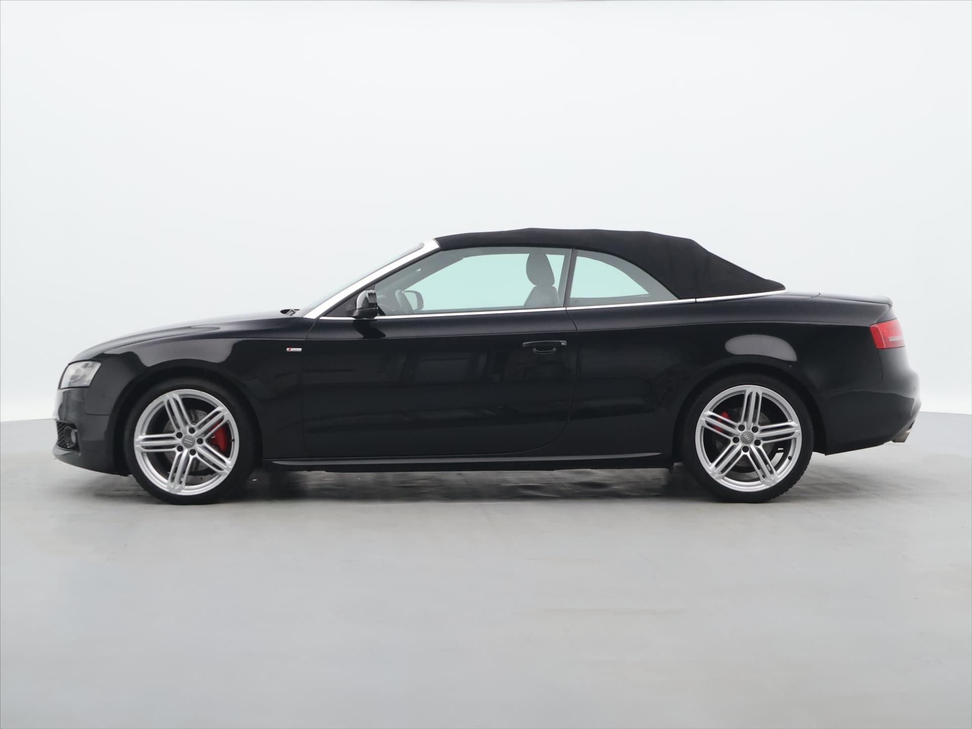Audi A5, 3,0 TDI 176kW quattro S-line - fotka 4