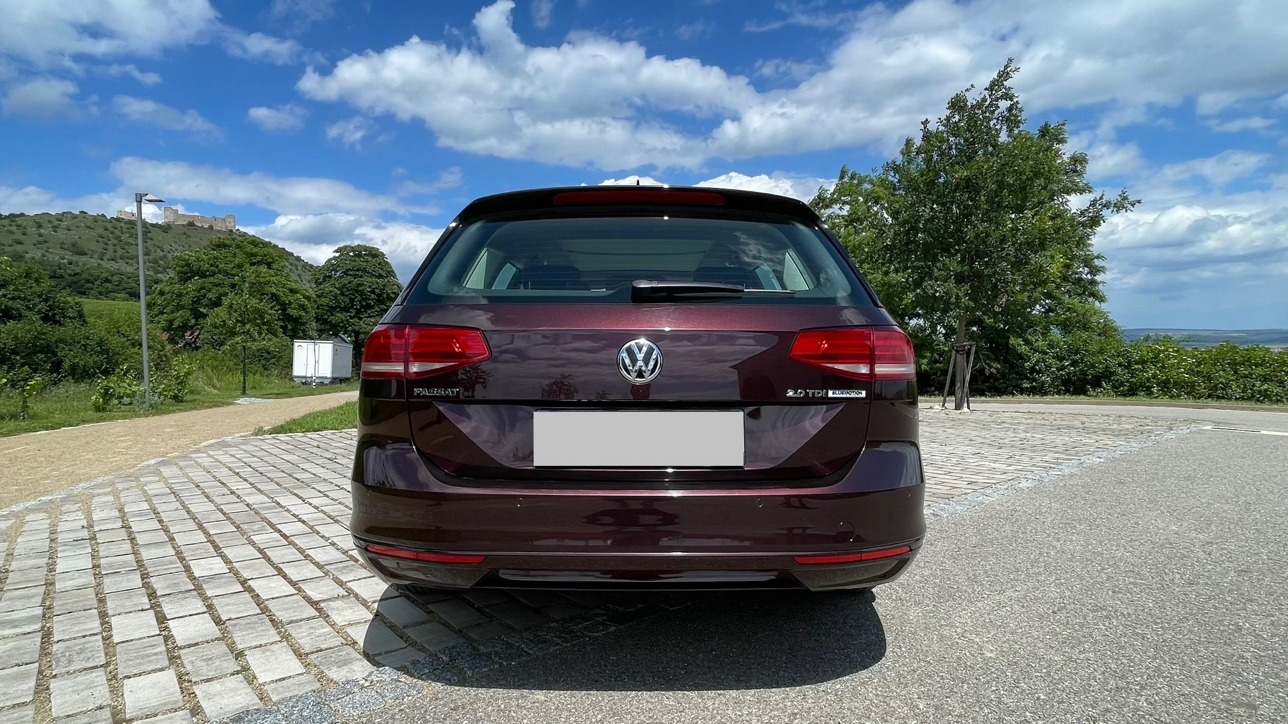 Volkswagen Passat, Garážovaný Passat 2.0 TDI - fotka 4