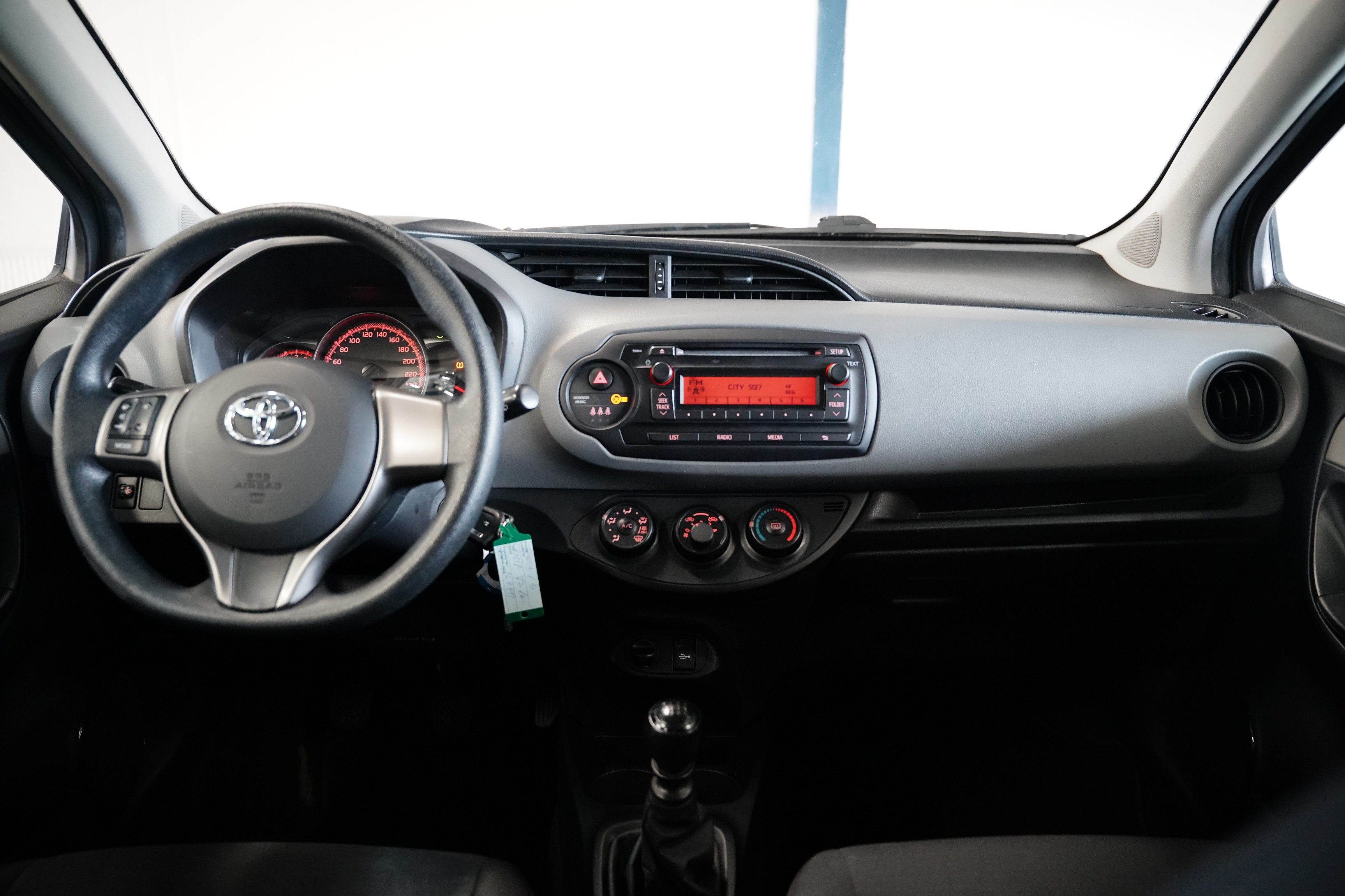 Toyota Yaris, 1.33 VVTi 73 kW - fotka 5