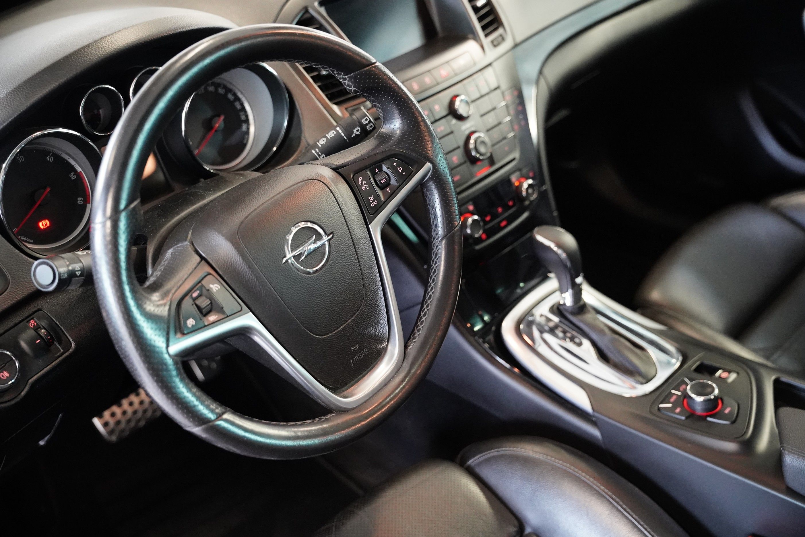 Opel Insignia, 2.0 CDTi 118 kW - fotka 6