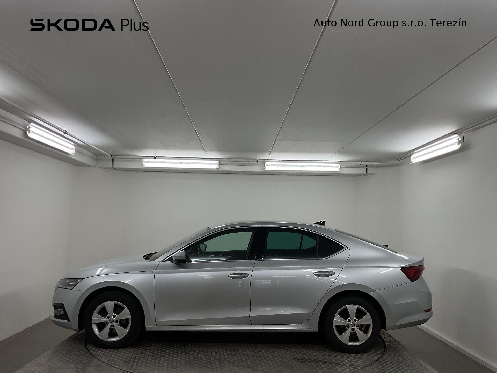 Škoda Octavia, 2.0 TDI 110kW DSG Style - fotka 3