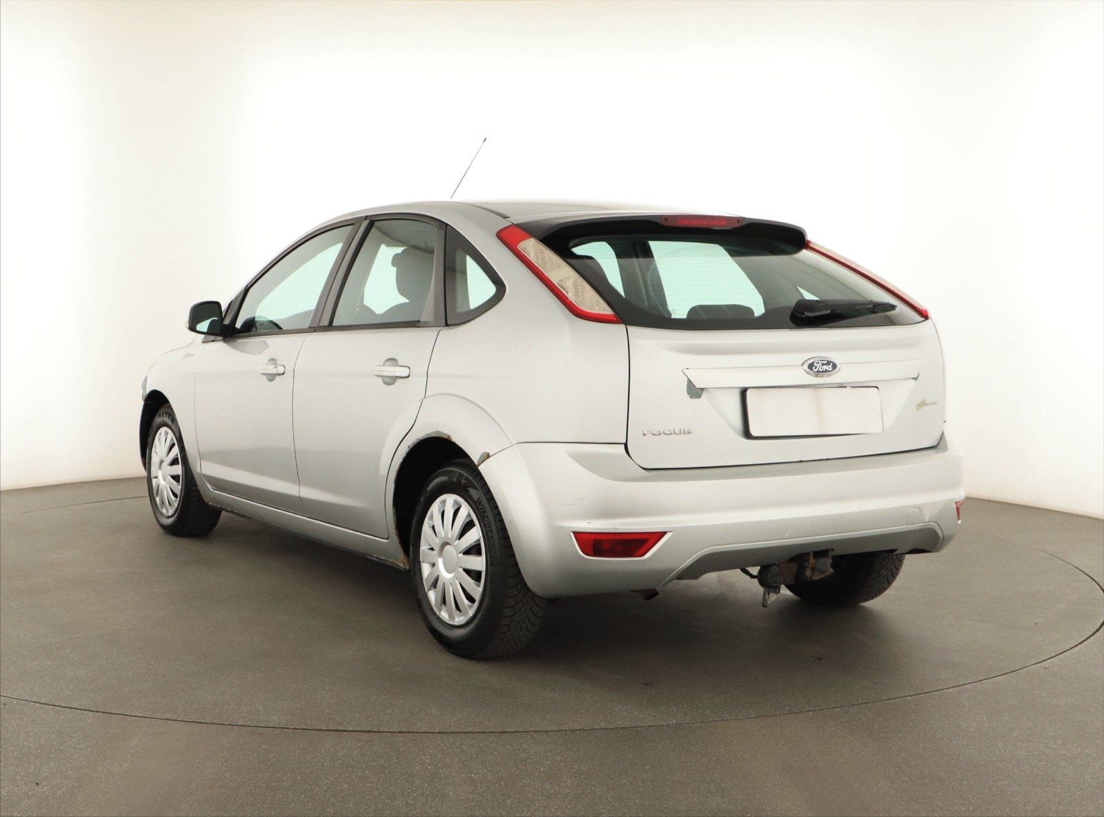 Ford Focus, 1.6 16V, Tažné, Klima - fotka 4