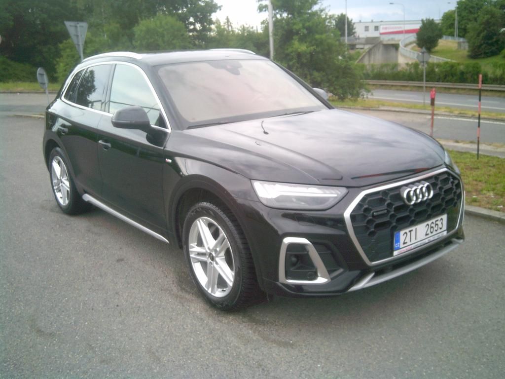 Audi Q5, 2.0 TDi  S LINE 40  150kW - fotka 4