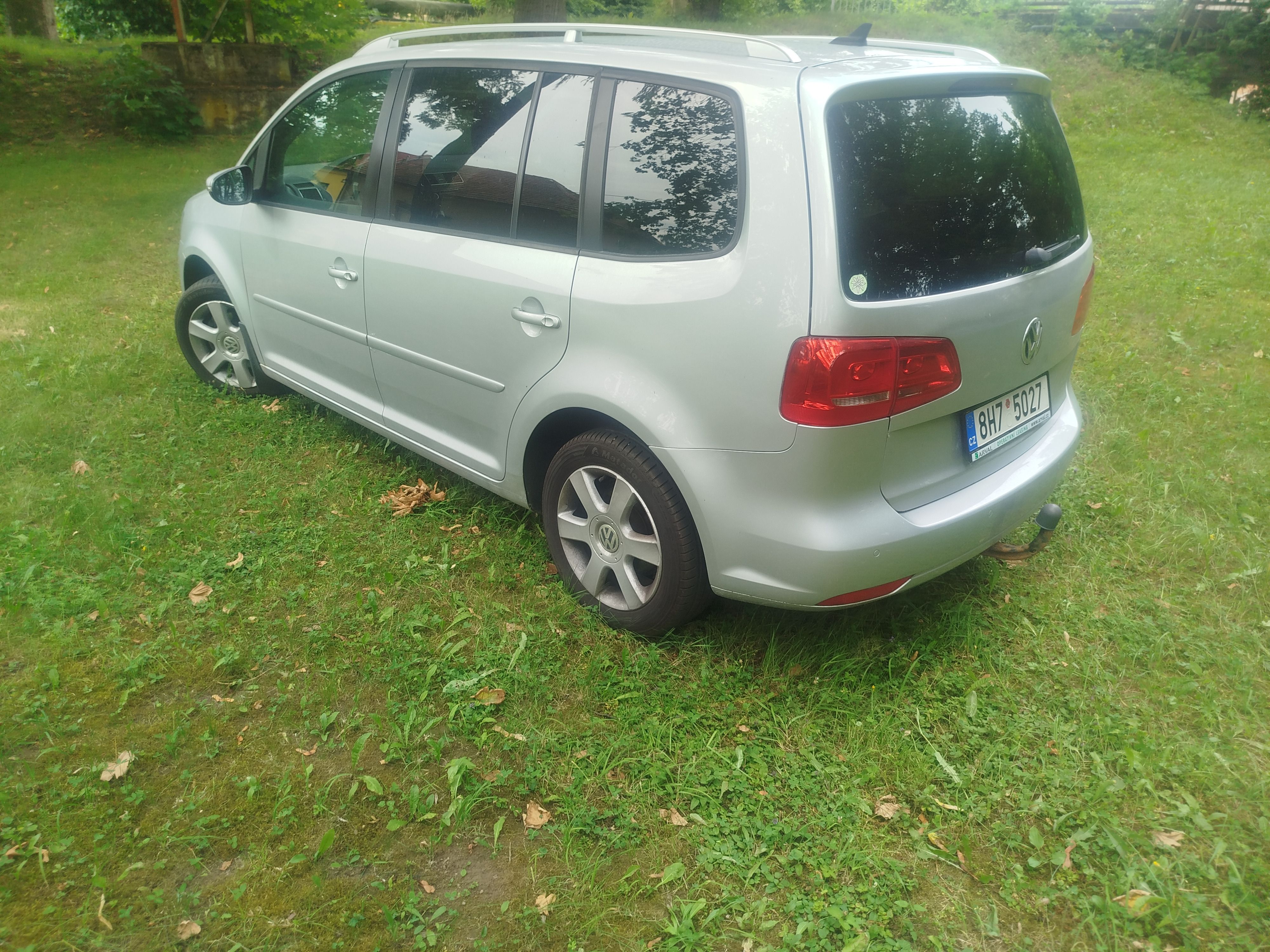 Volkswagen Touran - fotka 3
