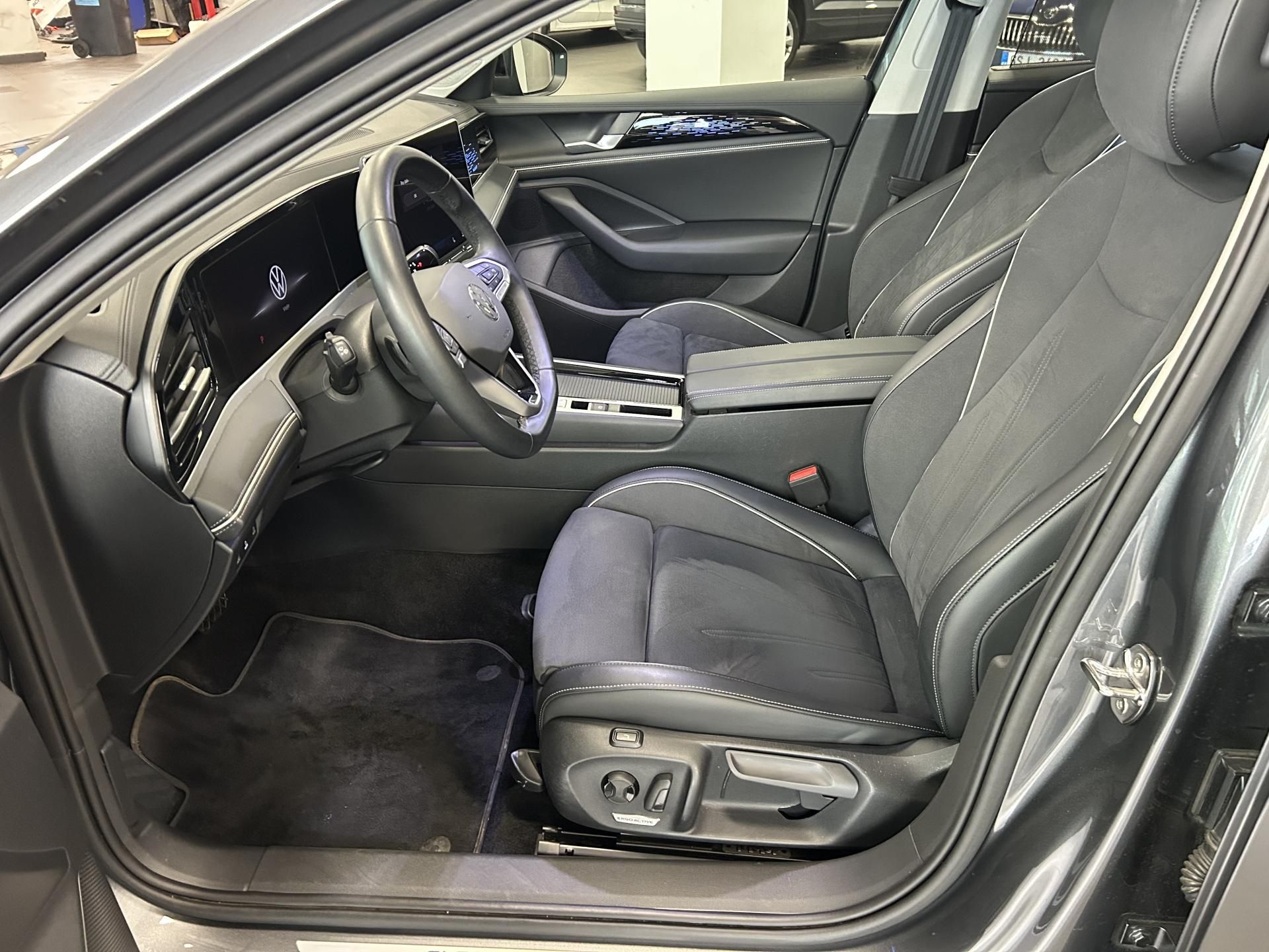Volkswagen Passat, 2.0TDi DSG ELEGANCE LED 110kW - fotka 5