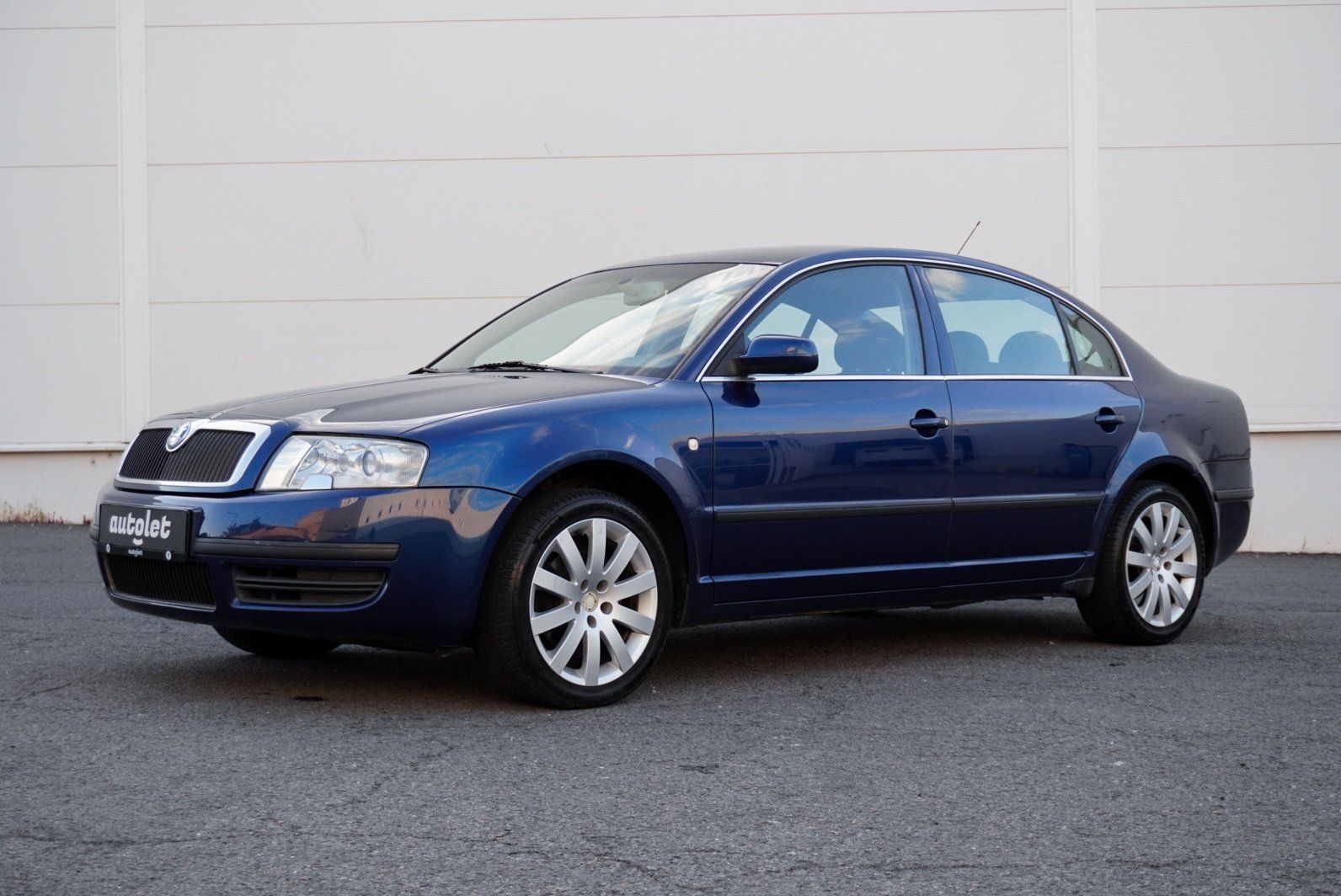 Škoda Superb, 1.9 TDi COMFORT - fotka 5