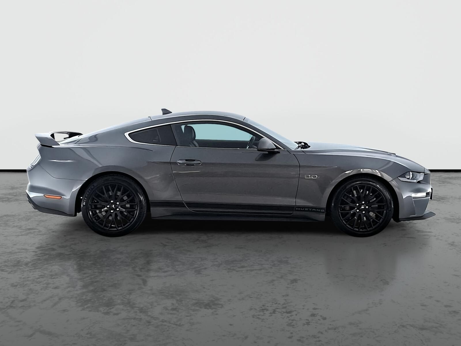 Ford Mustang, GT V8 5.0 - fotka 6