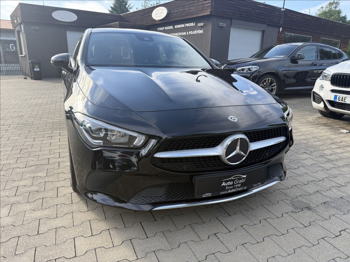 Mercedes-Benz CLA, 180d - fotka 2