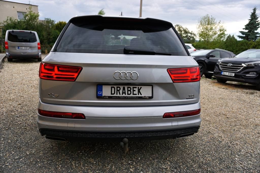 Audi Q7, S-LINE 3,0 TDI 200 kW - fotka 6