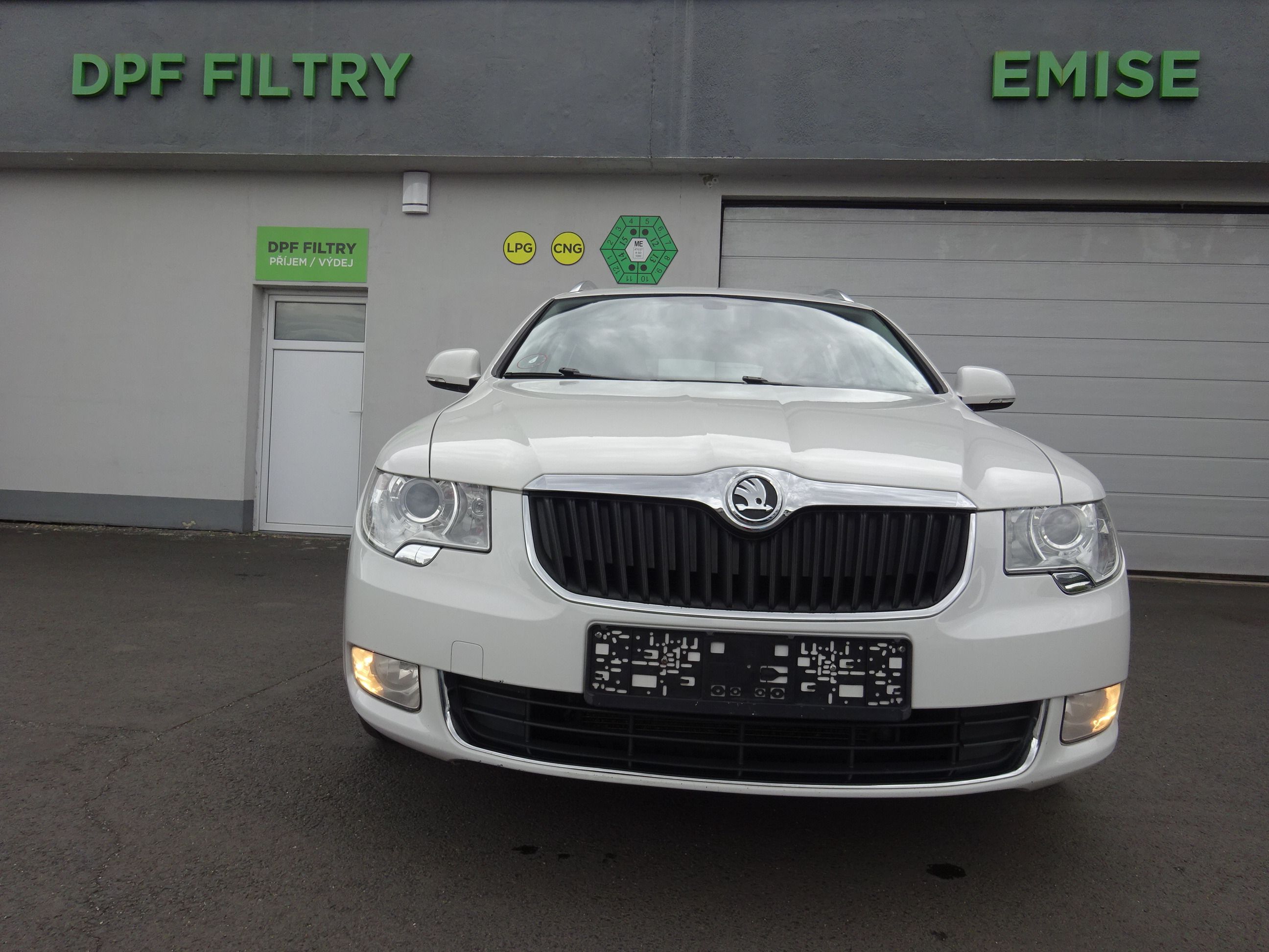 Škoda Superb, 2.0 TDi - fotka 3