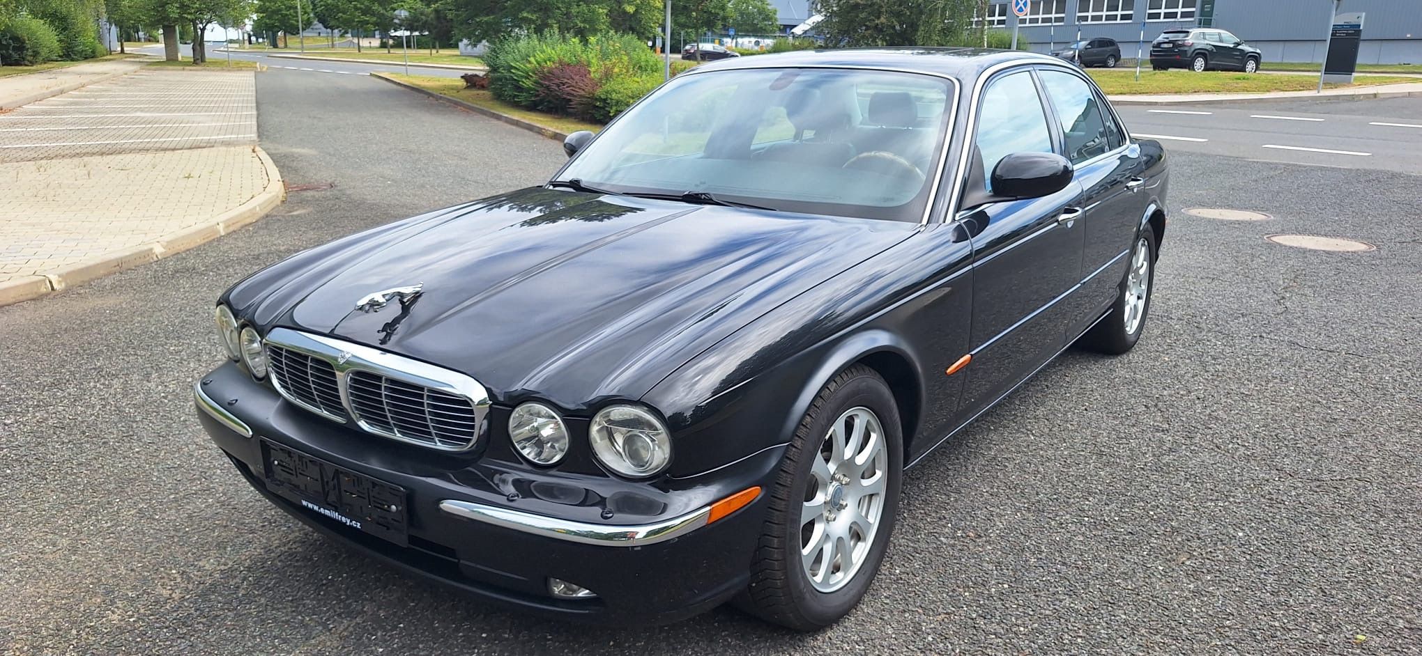 Jaguar XJ, V6 - fotka 2