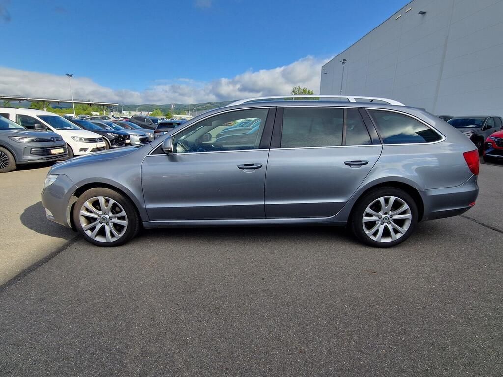 Škoda Superb, Ambition 2.0 TDI 125 kW - fotka 3
