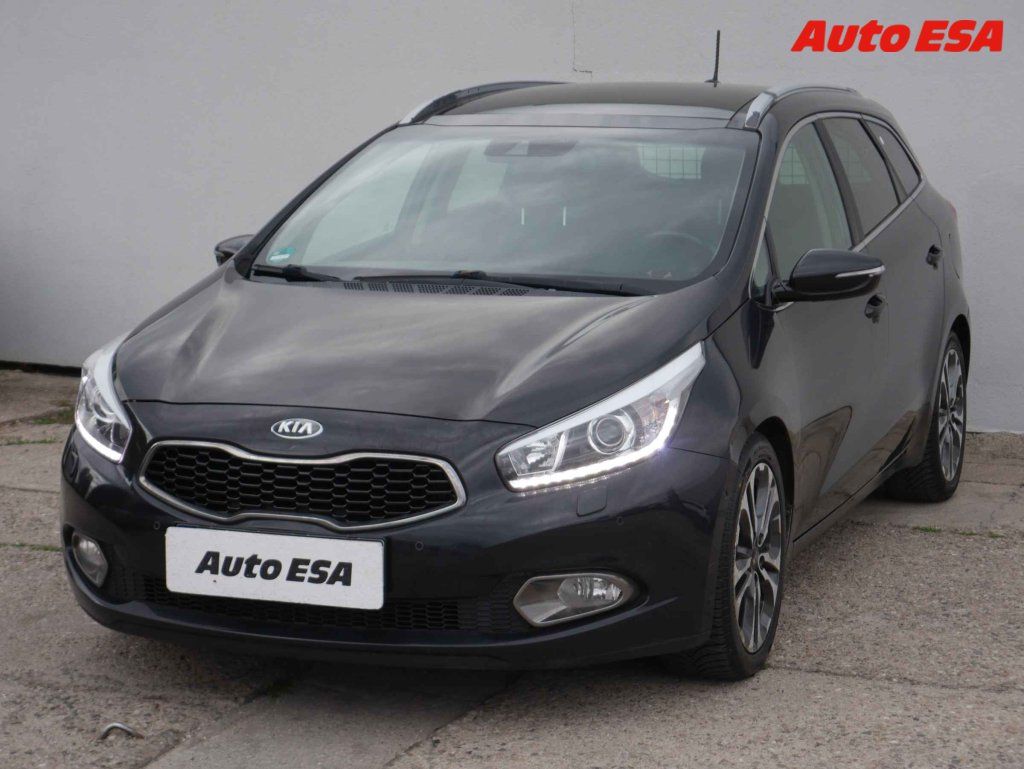 Kia Cee´d, 1.6 CRDi - fotka 3