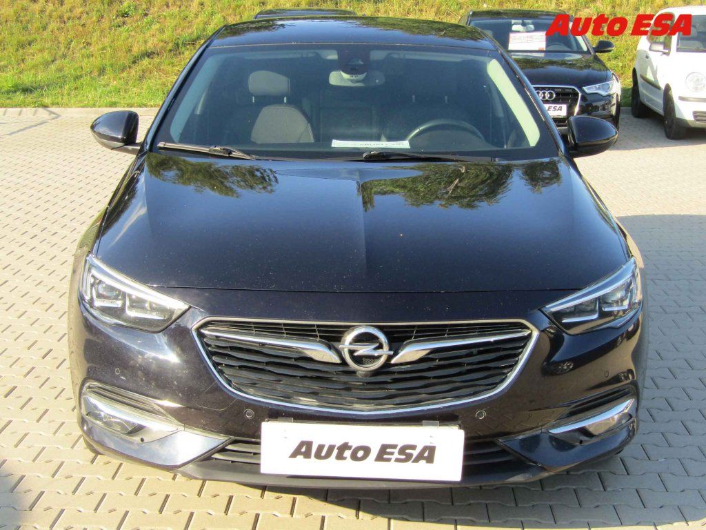 Opel Insignia, 1.5T,LED,navi park.čidla - fotka 2