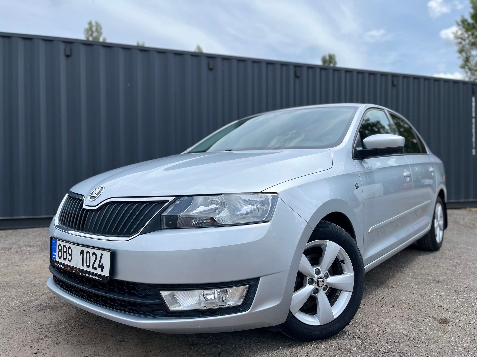 Škoda Rapid, 1,2 klima, po 1. majiteli - fotka 2