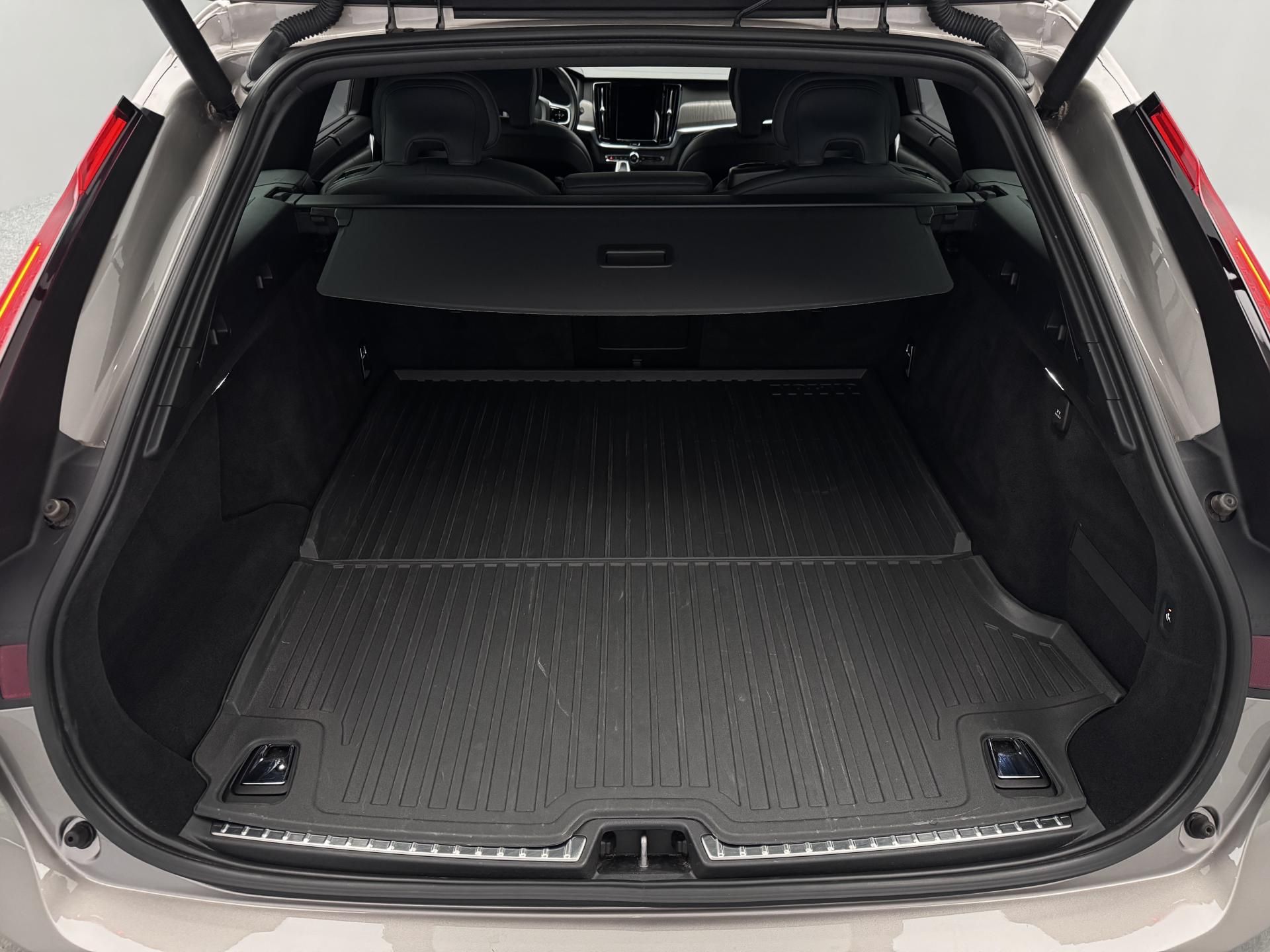 Volvo V90, T6 AWD INSCRIPTION CZ 1.maj - fotka 5