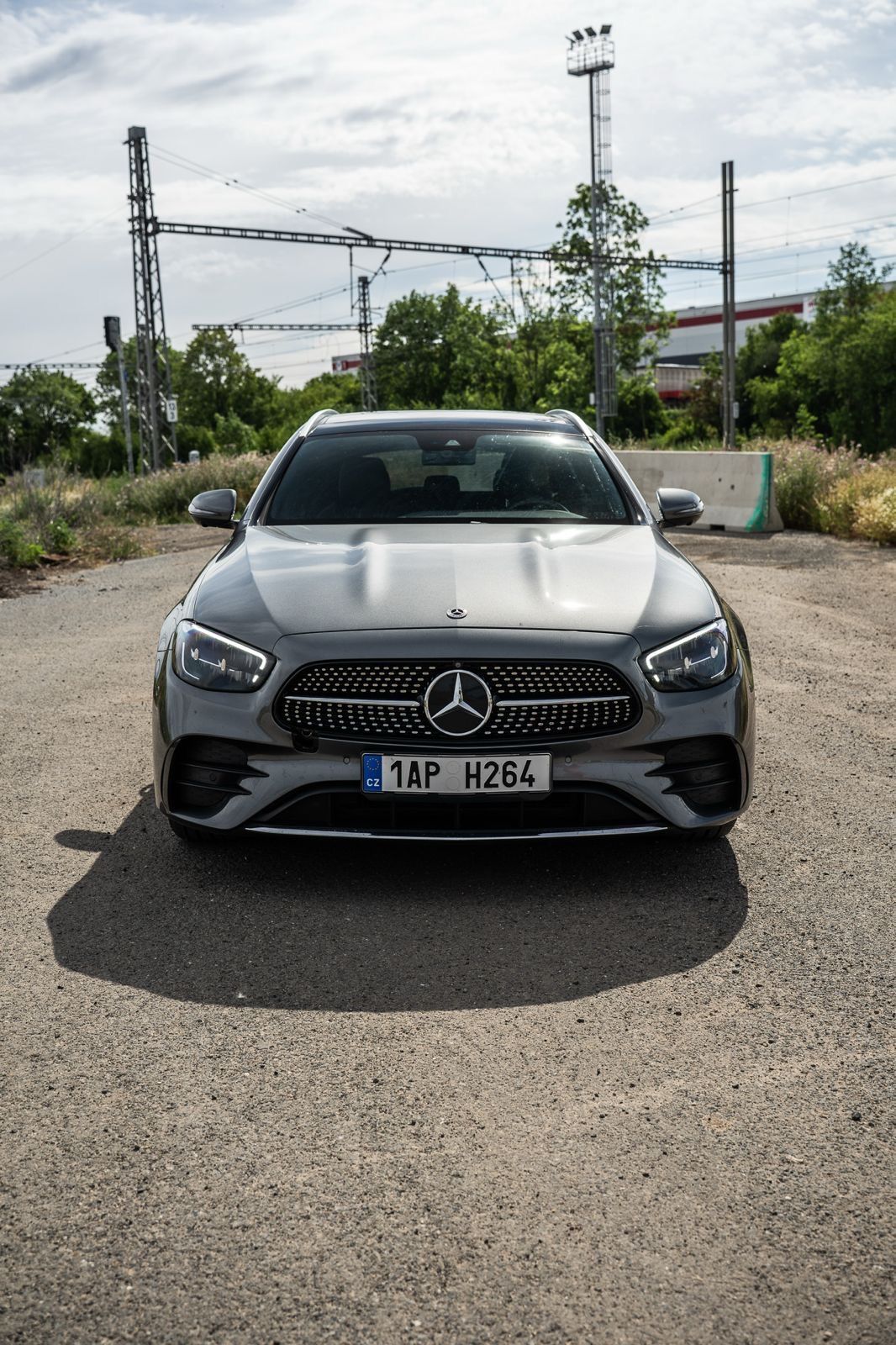 Mercedes-Benz Třídy E, Mercedes Benz E 400 d 4 MATIC - fotka 2