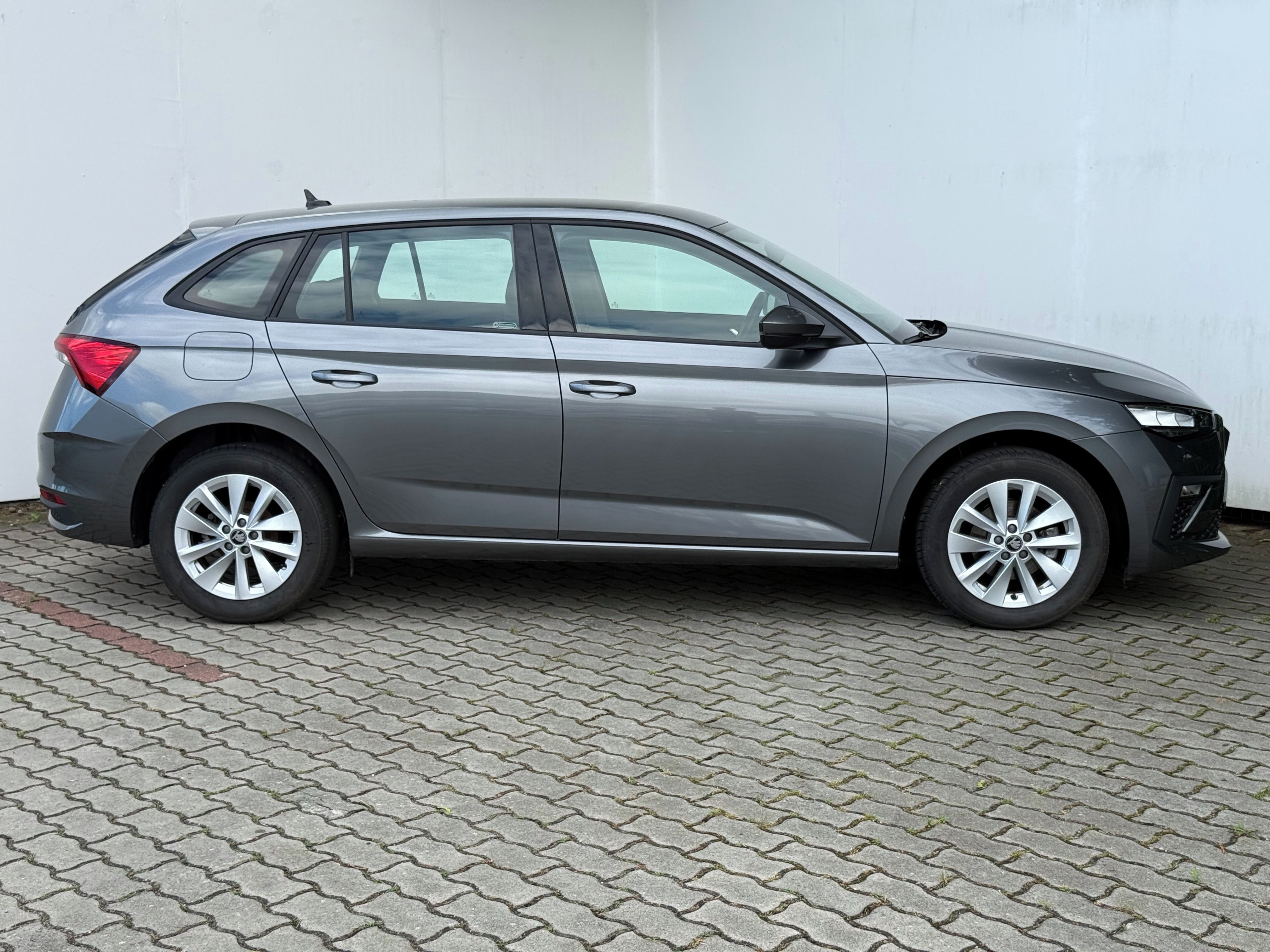 Škoda Scala, 1.0 TSI 85kW Selection - fotka 4