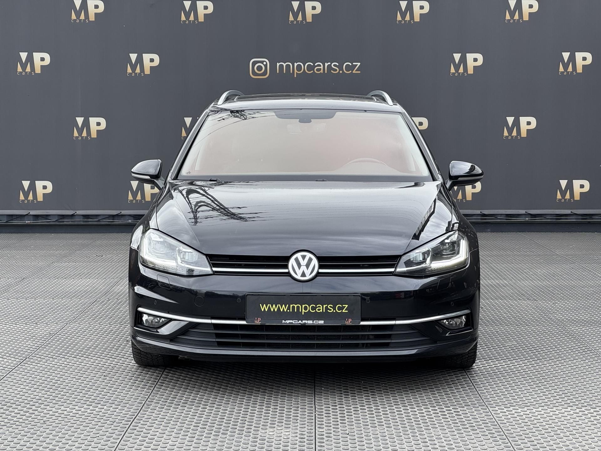 Volkswagen Golf, VII 1.4TSi MAN Highline, PANO - fotka 2