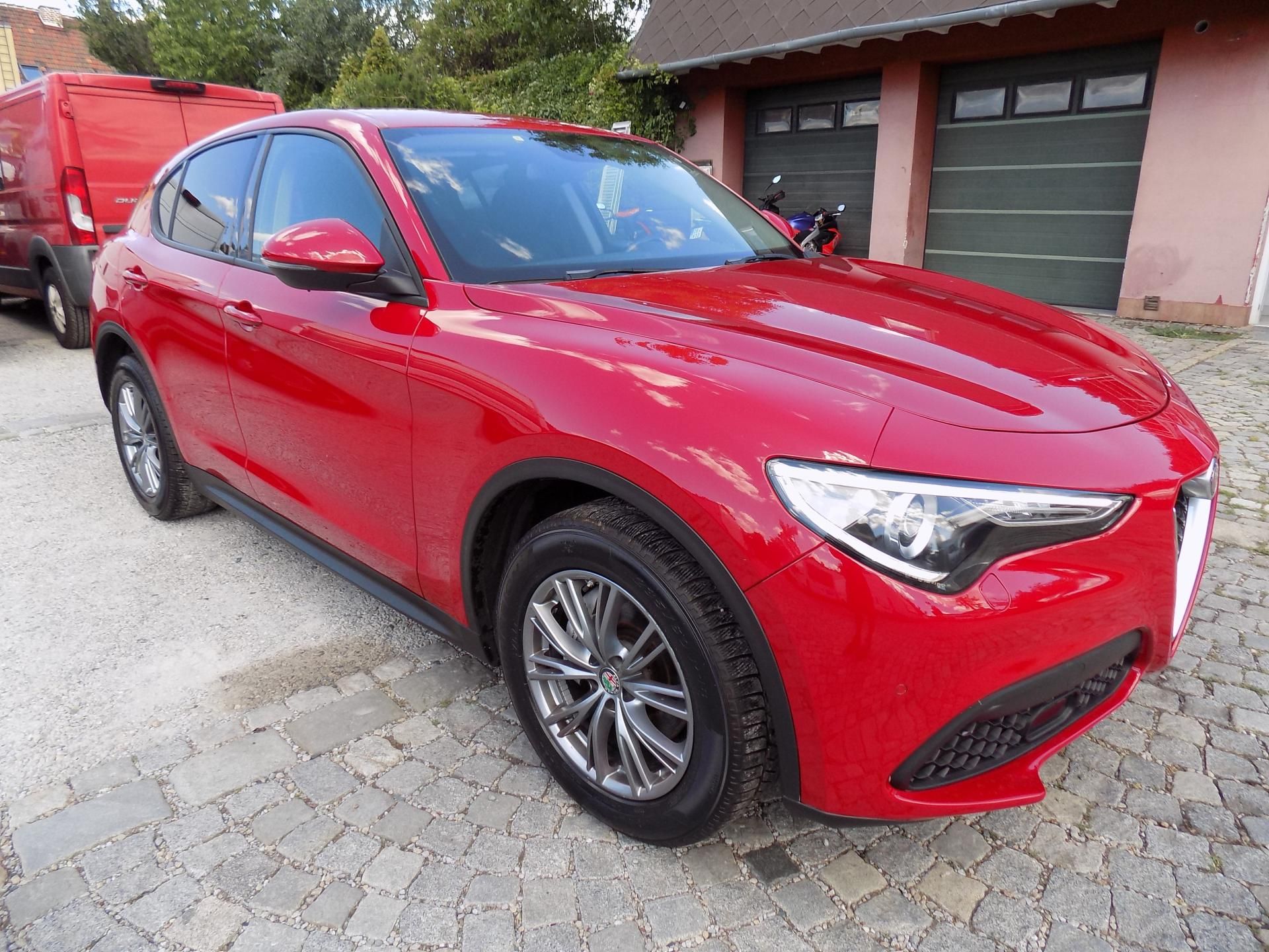 Alfa Romeo Stelvio, 2,2 JTD 140 KW Q4 - fotka 5