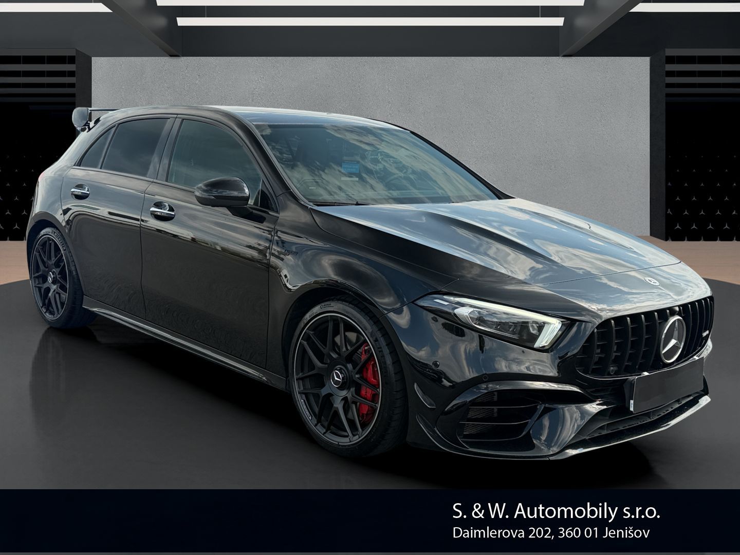 Mercedes-Benz Třídy A, 45 AMG - fotka 3