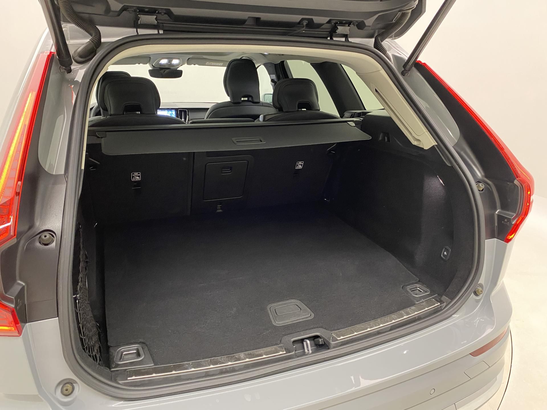 Volvo XC60, T6 AWD RECHARGE BRIGHT PLUS CZ - fotka 6