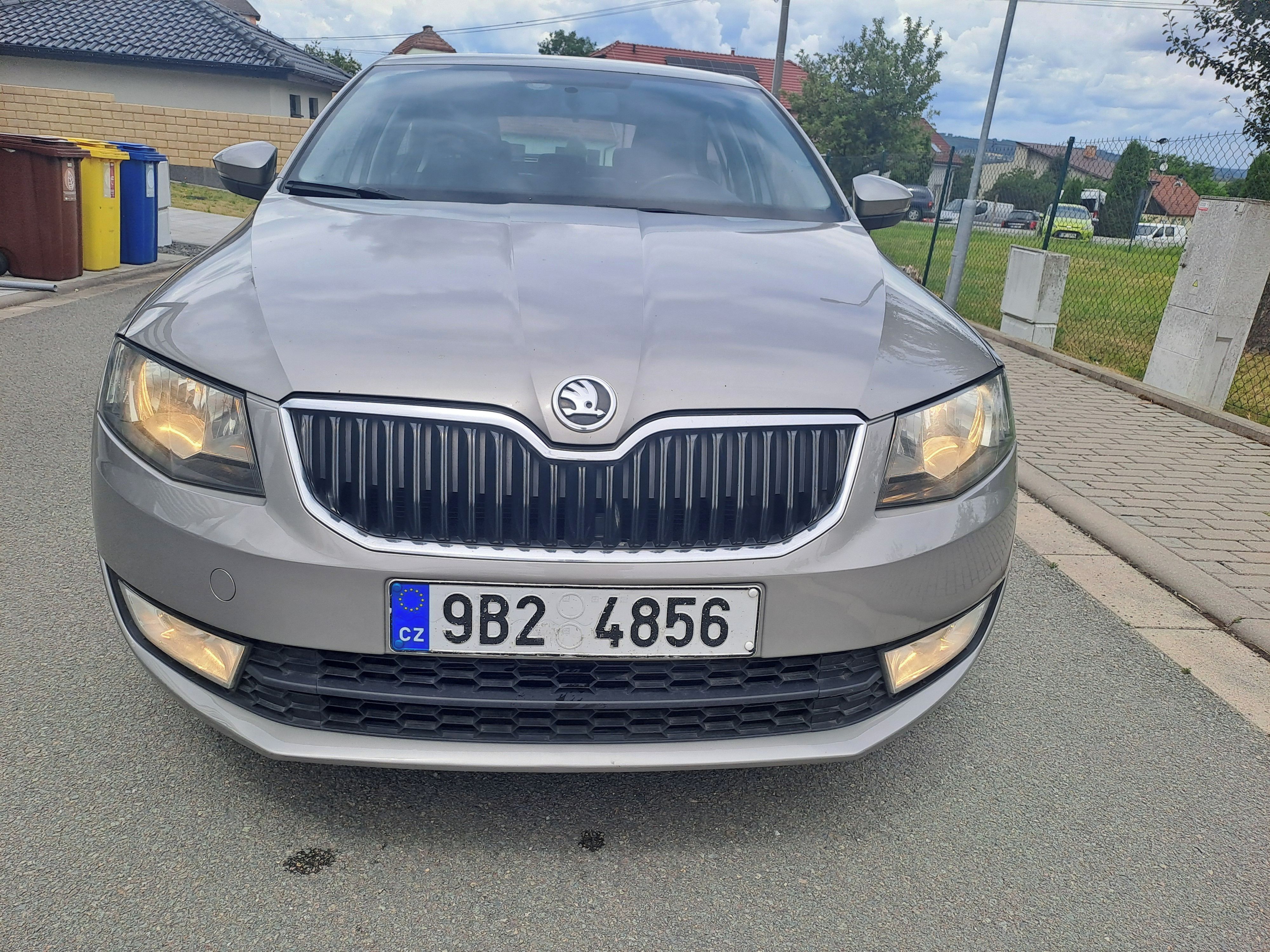 Škoda Octavia, 1,6 TDI,2.MAJ,ČR - fotka 3