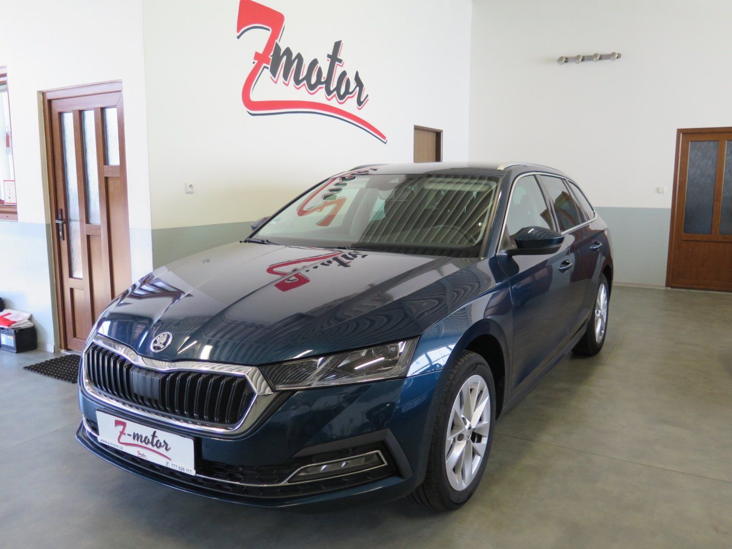 Škoda Octavia, 2.0TDI,klima,výhřev,kamera,taž