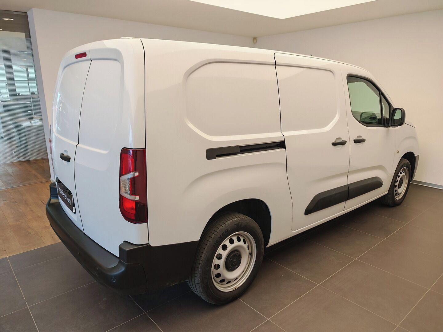 Toyota Proace City, 1.5 D-4D 130k Extra LWB Active - fotka 4