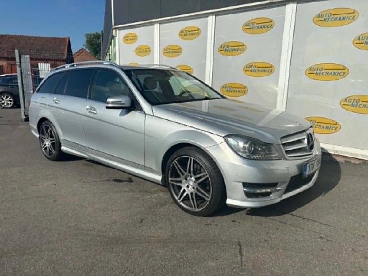 Mercedes-Benz Třídy C, 2.2  C250 CDI 4MATIC, w204 4X4 - fotka 3