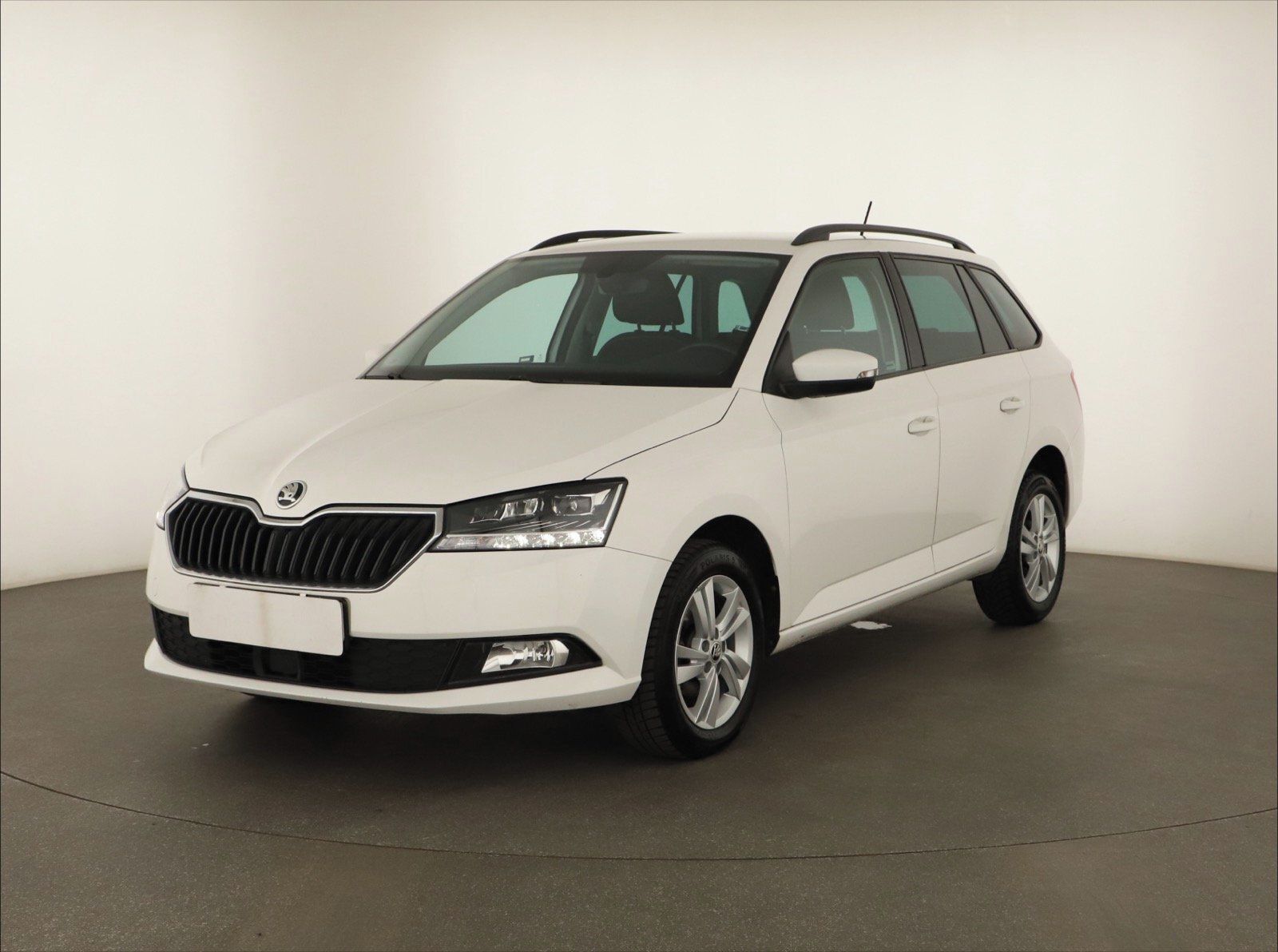 Škoda Fabia, 1.0 TSI, Style, ČR,1.maj - fotka 3
