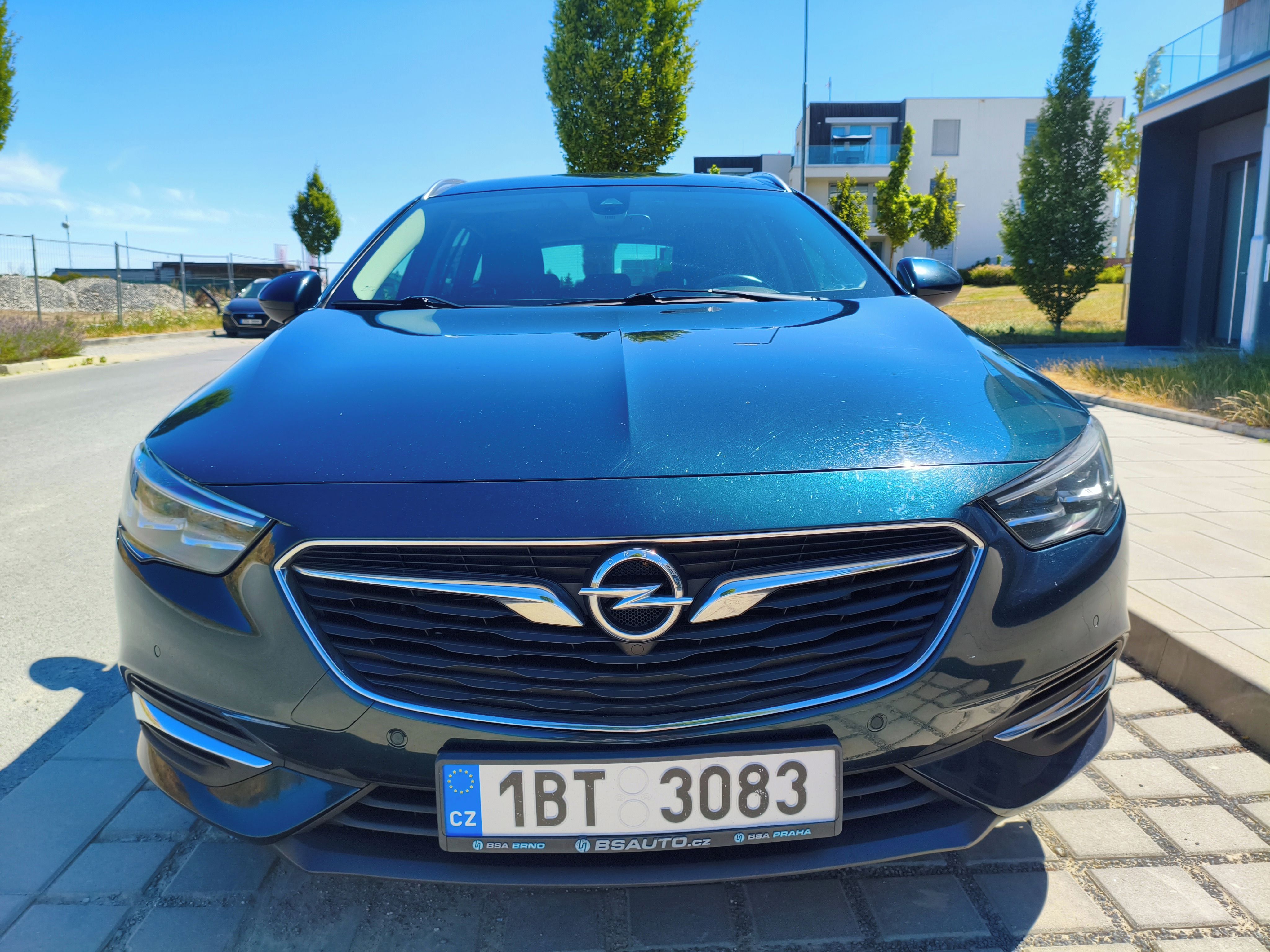 Opel Insignia, 2.0 Turbo D - fotka 2