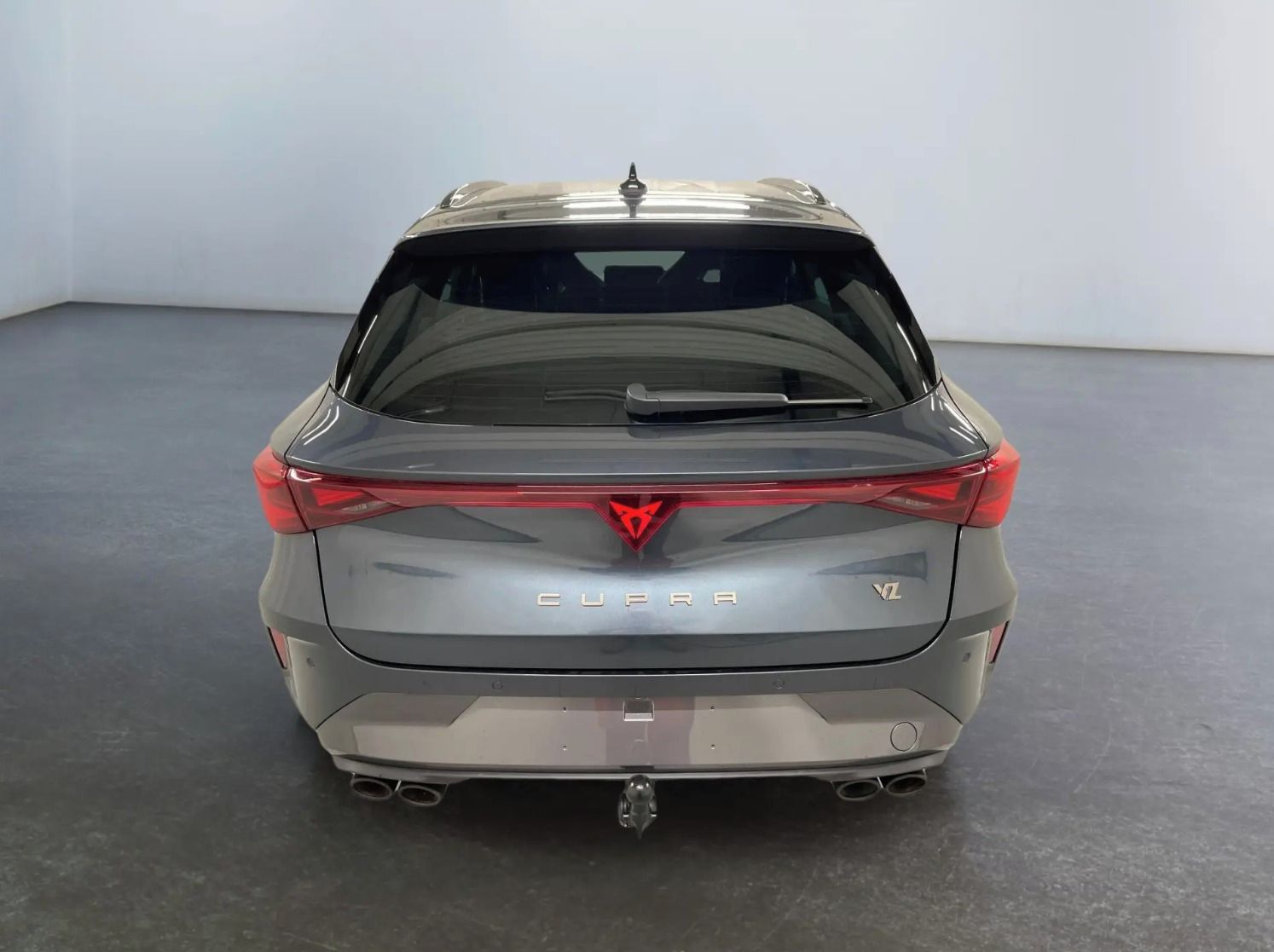 Cupra Leon, SP VZ 333 PS, sleva 27% - fotka 5