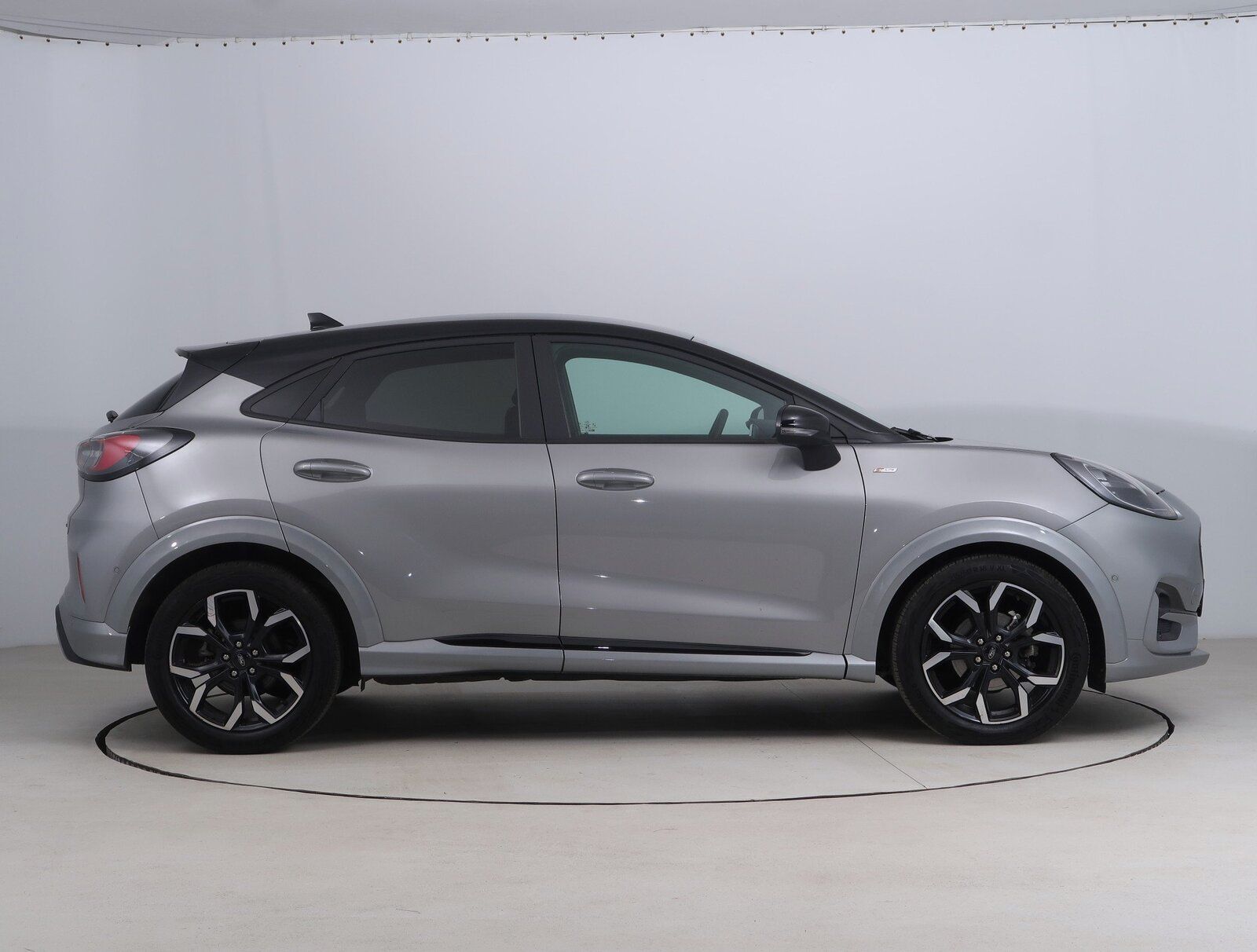 Ford Puma, 1.0 EcoBoost mHEV, ST-Line X - fotka 6