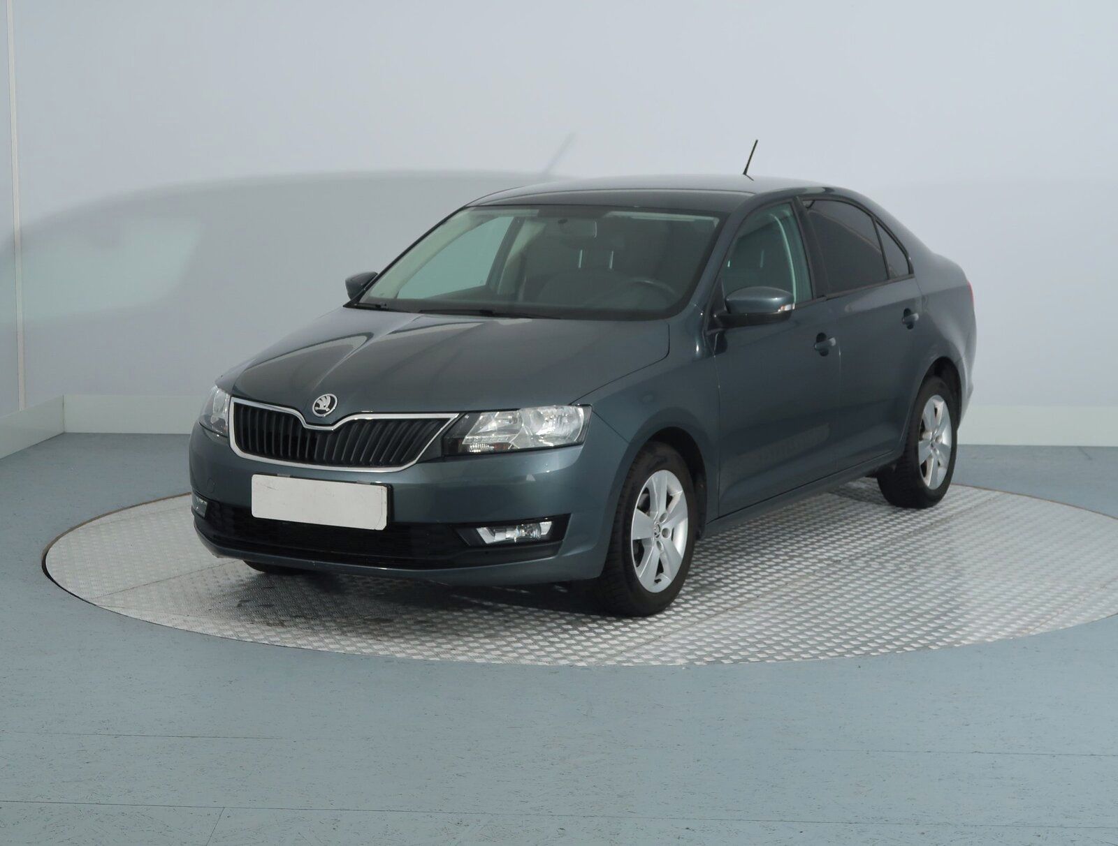 Škoda Rapid, 1.0 TSI, Ambition, Klima - fotka 2