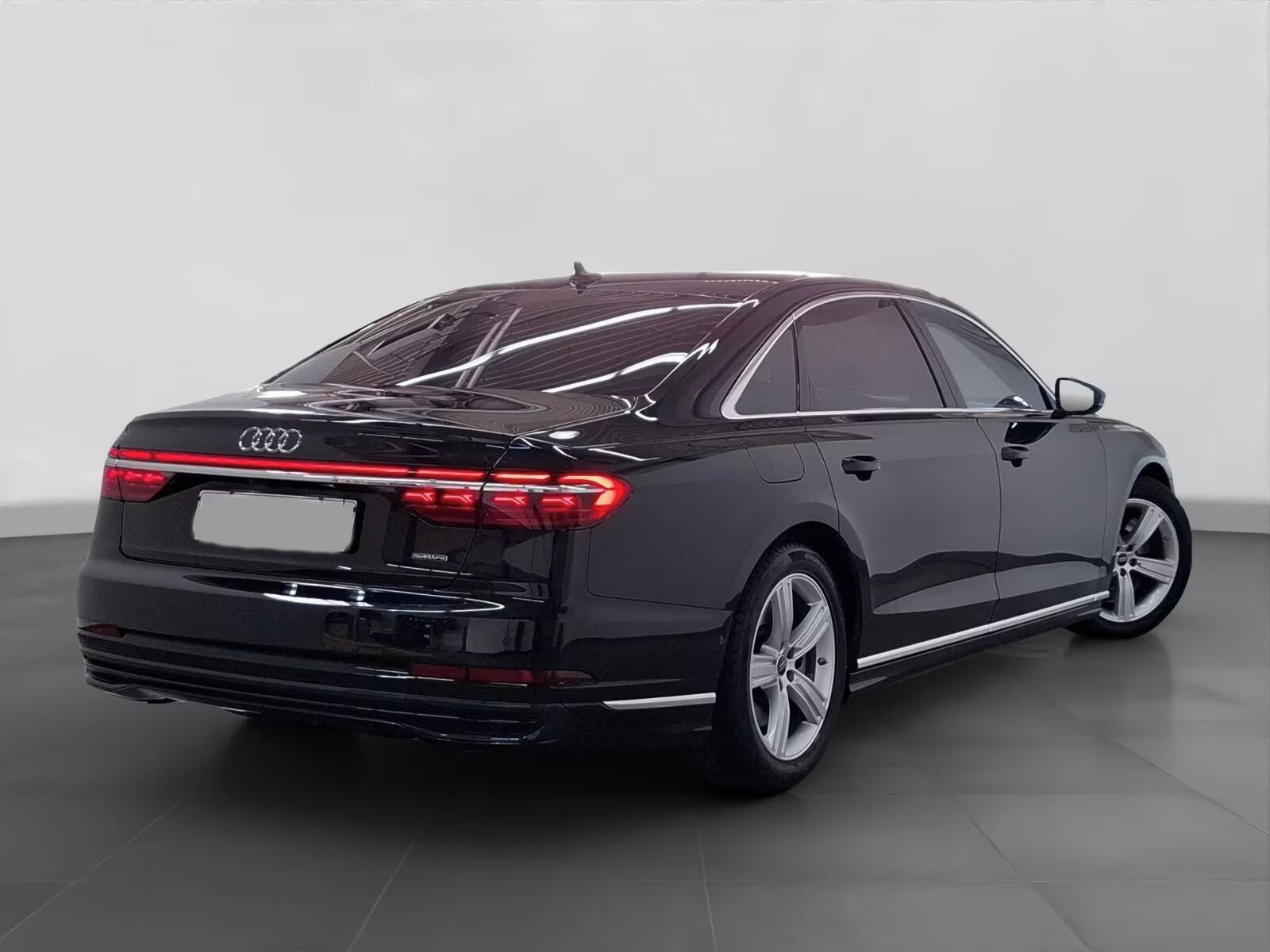 Audi A8, Lang 60 TFSIe quattro*Kůže* - fotka 2